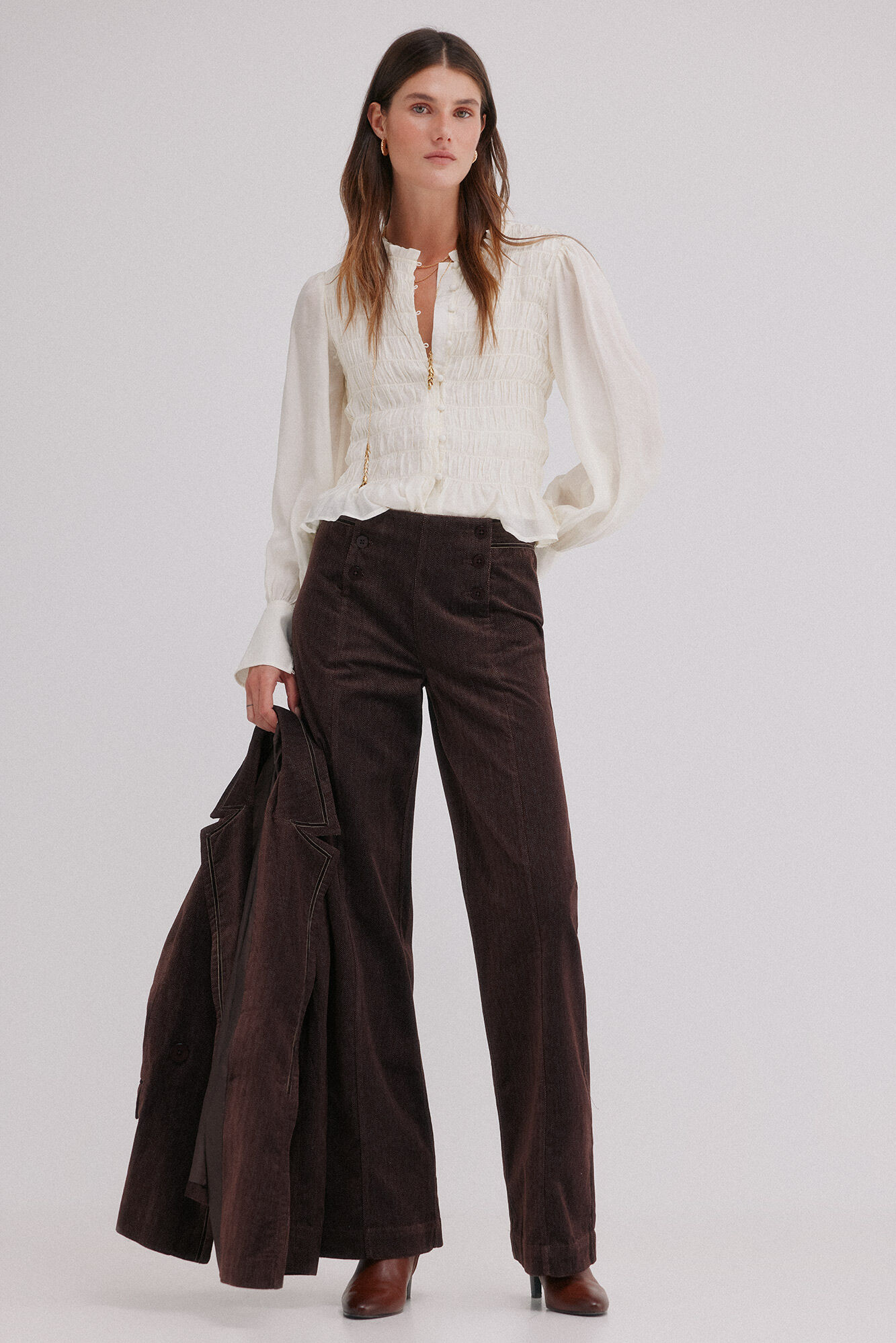 Hoss Intropia Pauline. Pantal&oacute;n con doble abotonadura