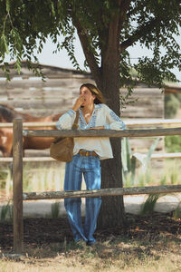 Hoss Intropia Blanca. Jeans riscas