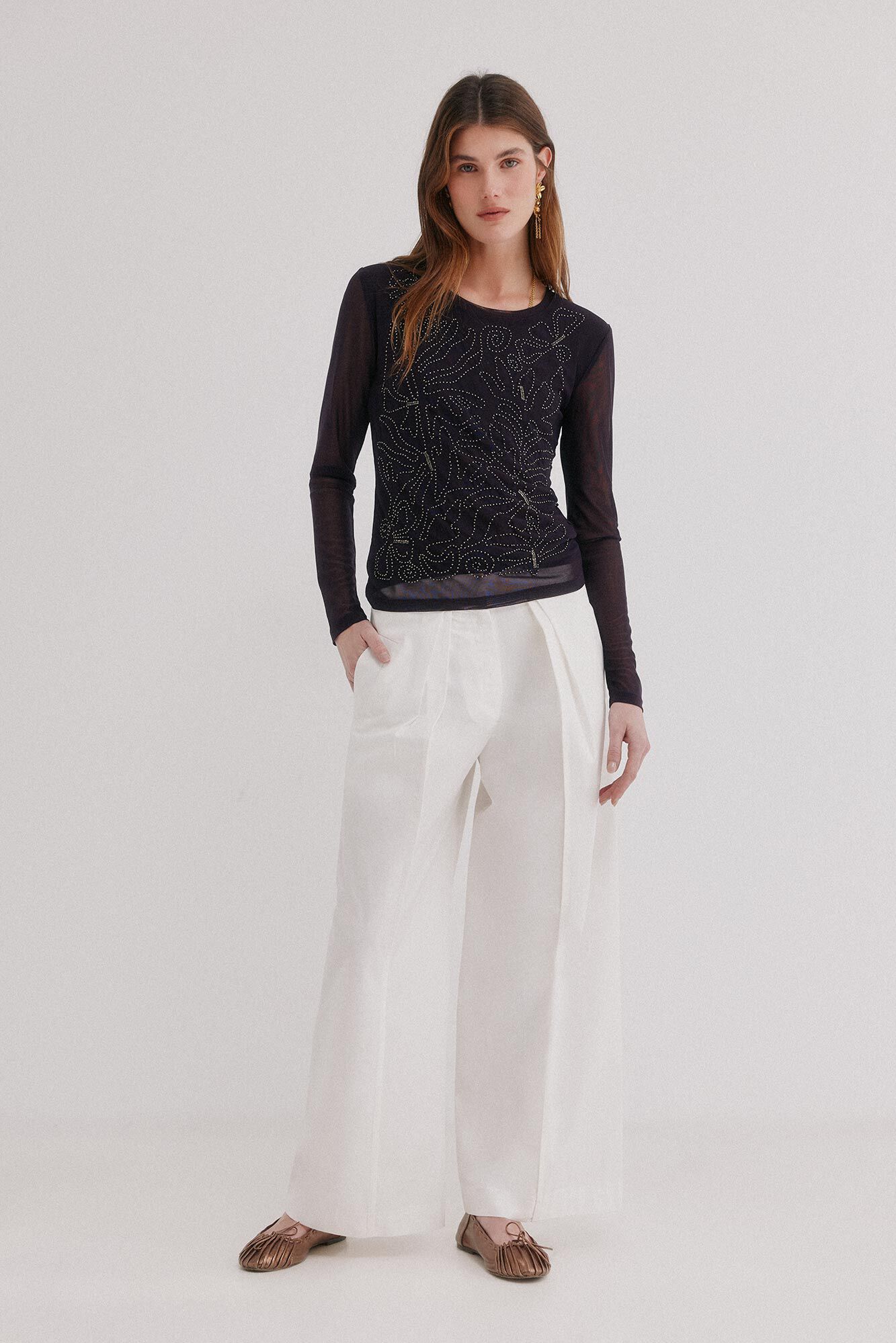 Hoss Intropia Mariana. Top bordado Roxo