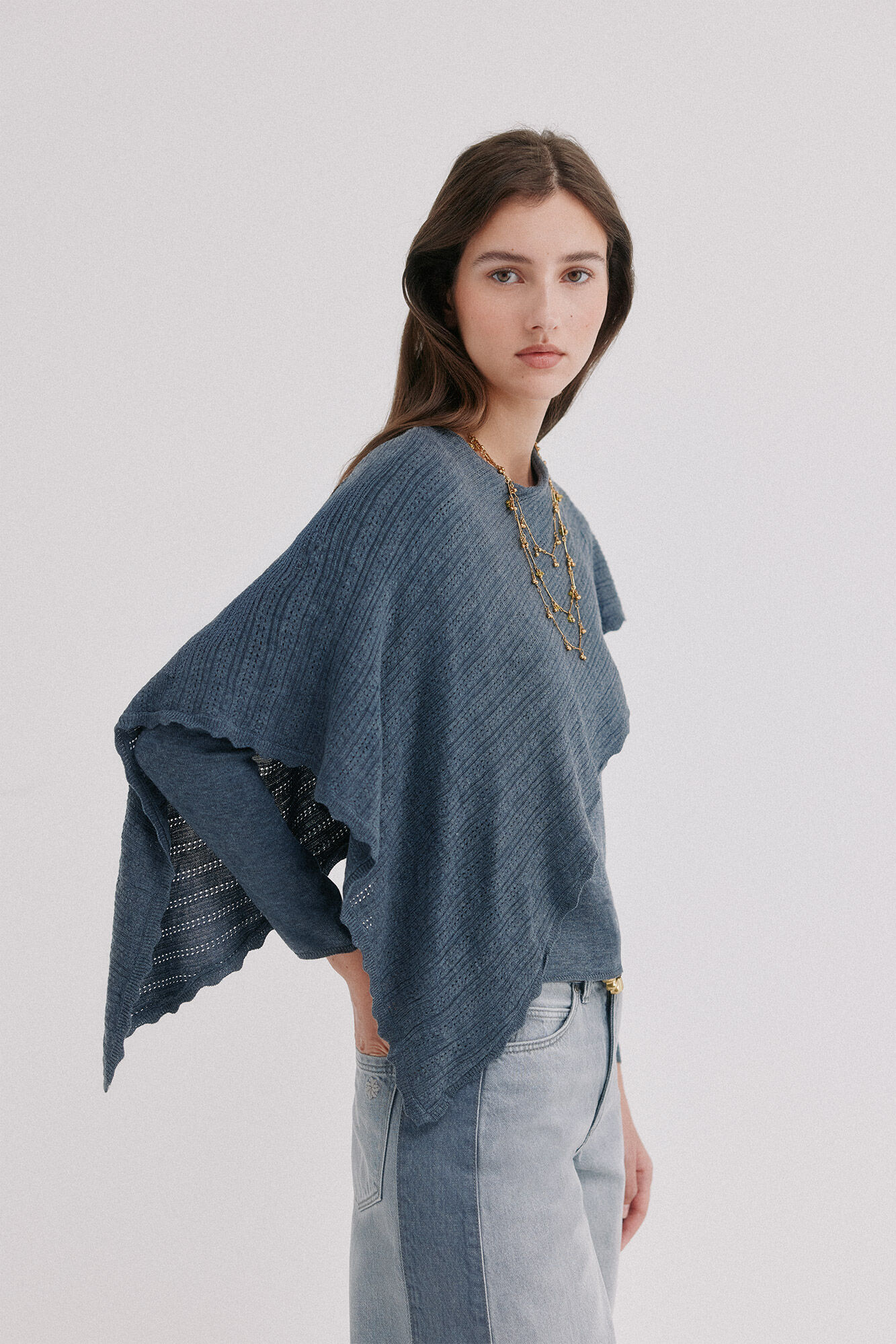 Hoss Intropia Iria.Jersey tipo capa Gris