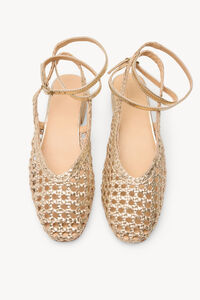 Hoss Intropia Maia. Bailarina piel trenzada tacon