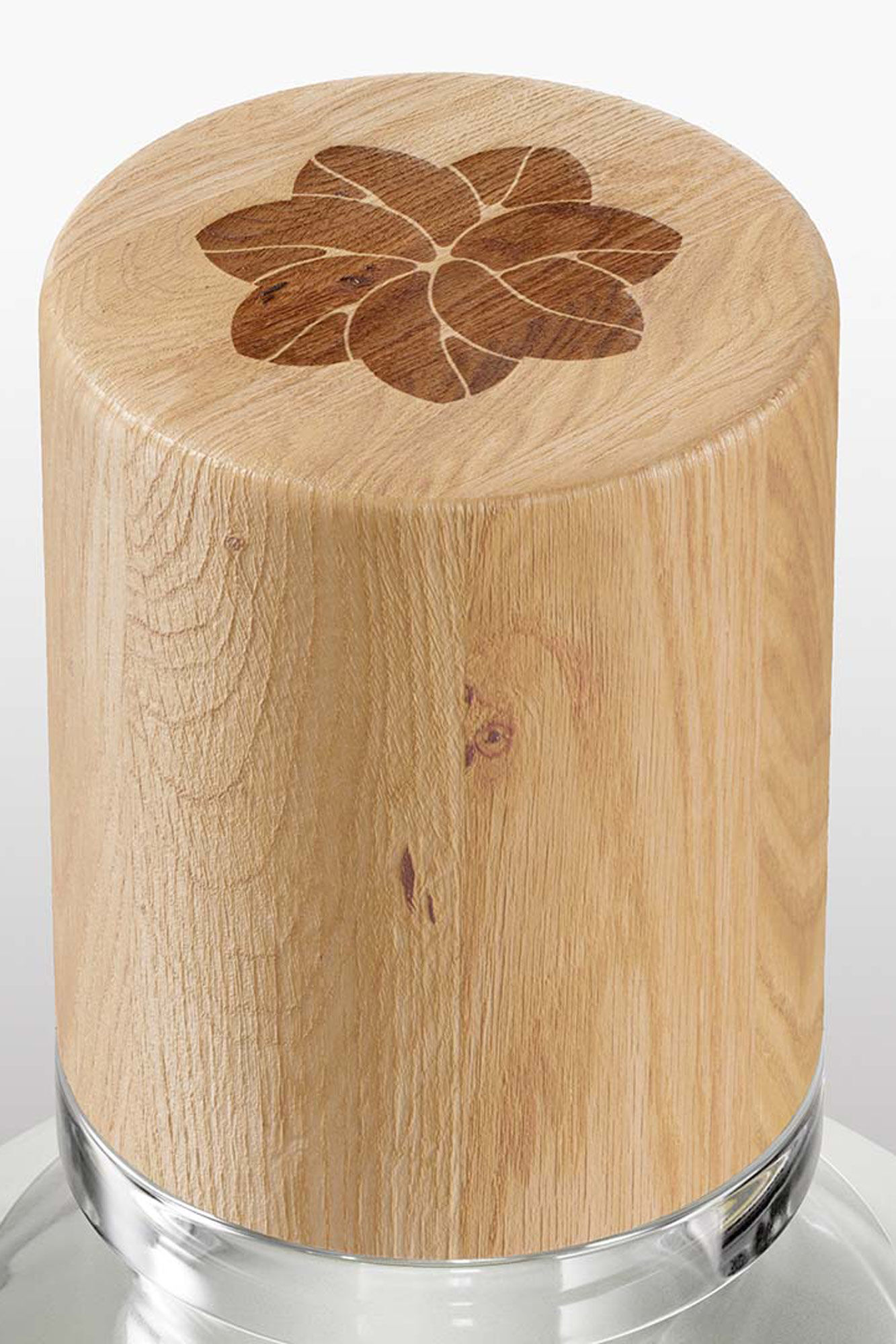 Hoss Intropia Julieta. Hoss Intropia perfume Brown