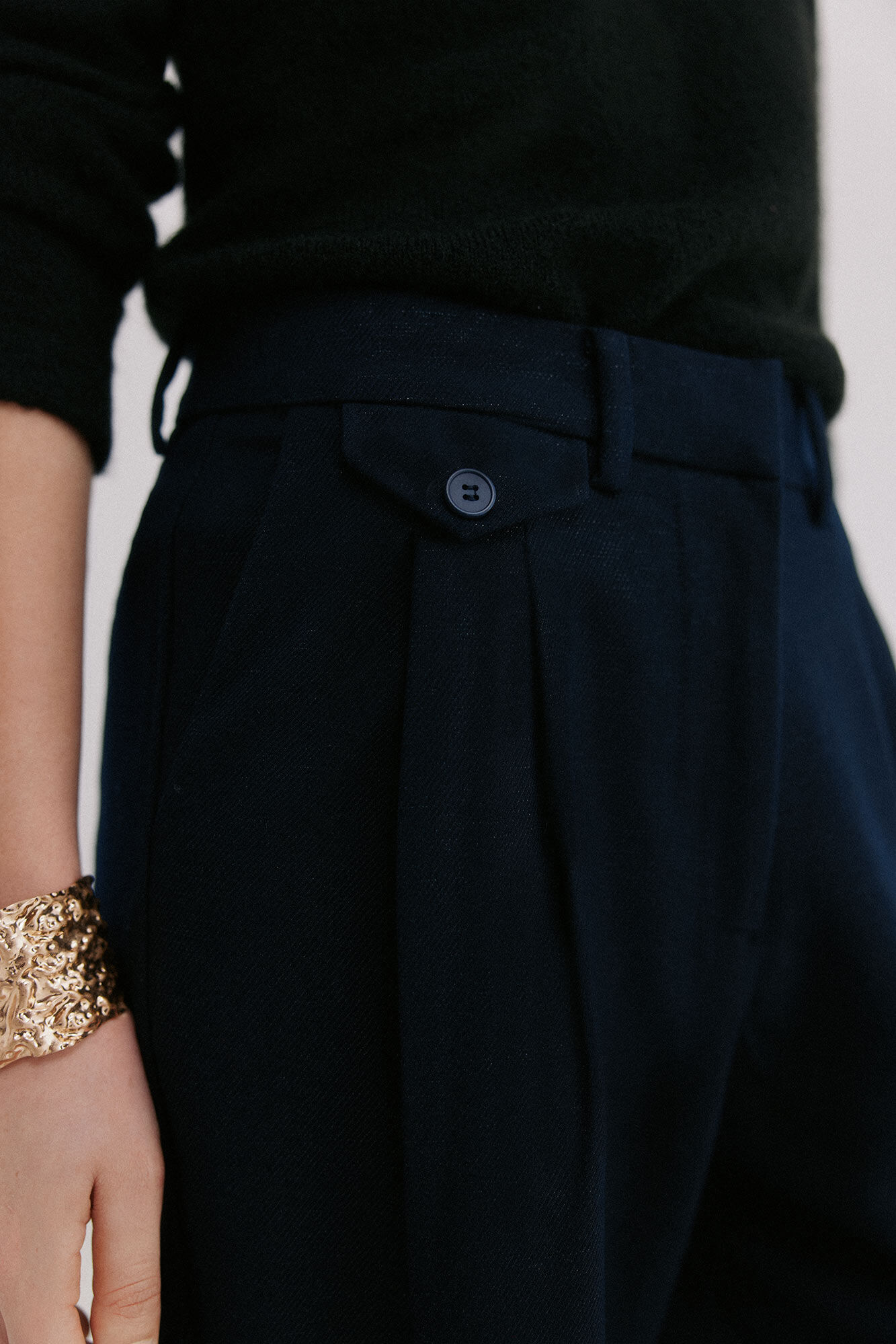 Hoss Intropia Peggy. Pantalones con pliegues