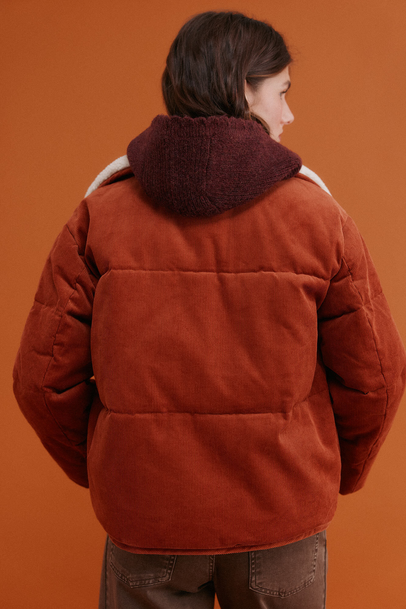 Hoss Intropia Maider. Bufanda con capucha