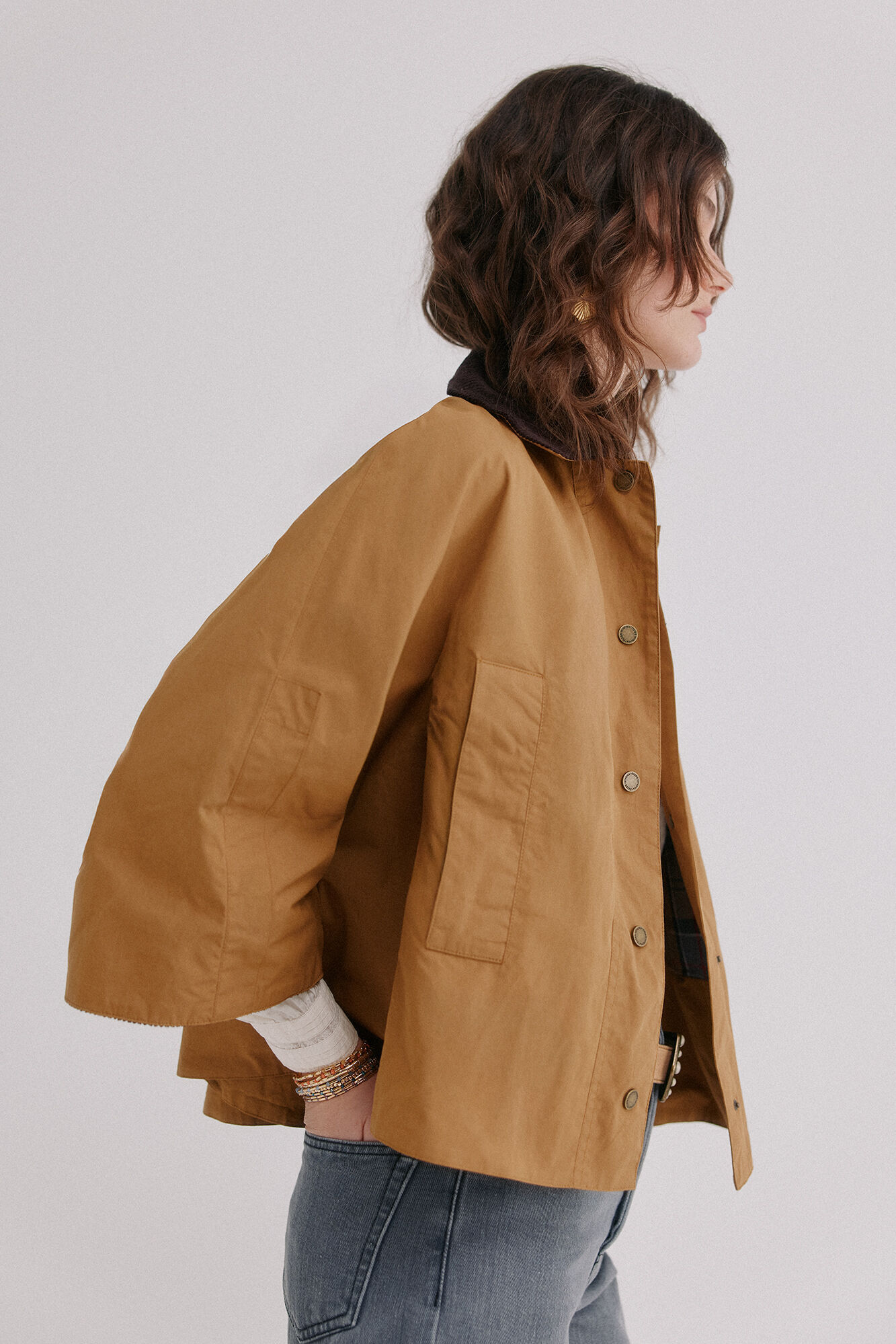 Hoss Intropia Delma cape-style trainers Yellow