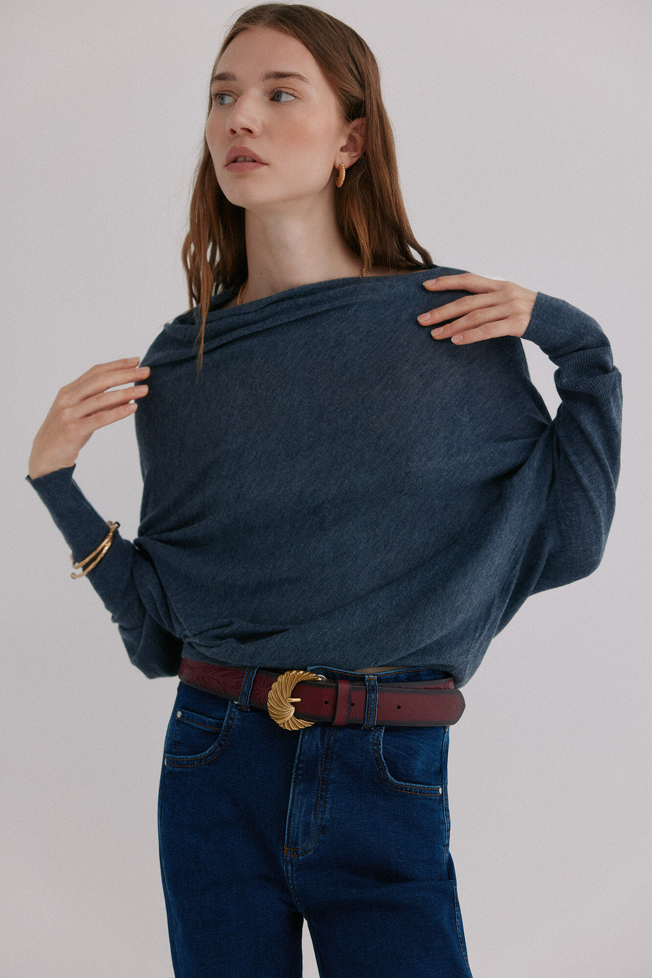 Hoss Intropia Nica. Jersey escote asim&eacute;trico