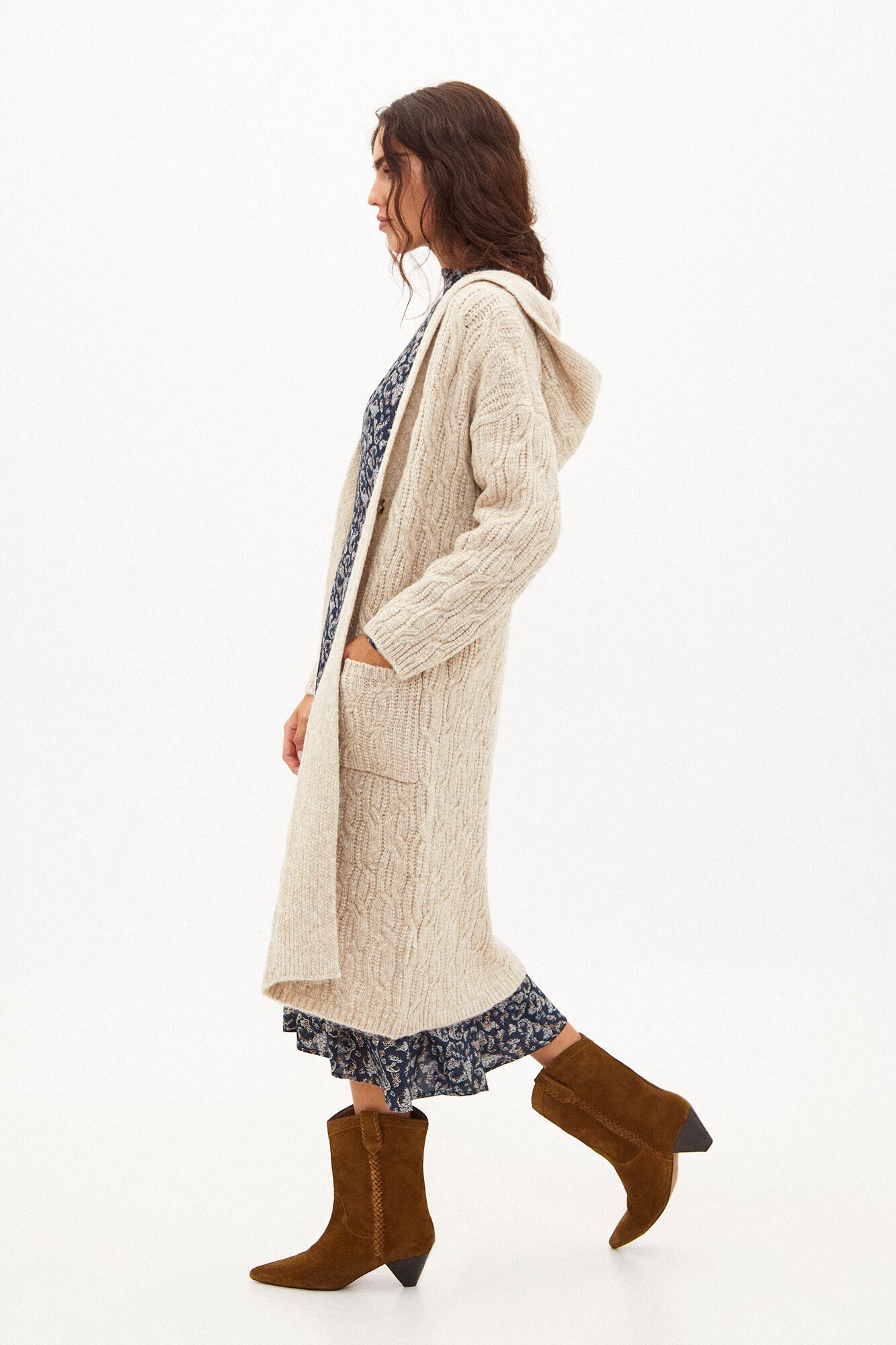 Hoss Intropia Samara. Chaqueta de punto larga Marfil