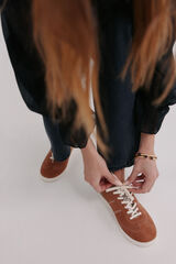 Hoss Intropia Mireia. Zapatilla de serraje Marron