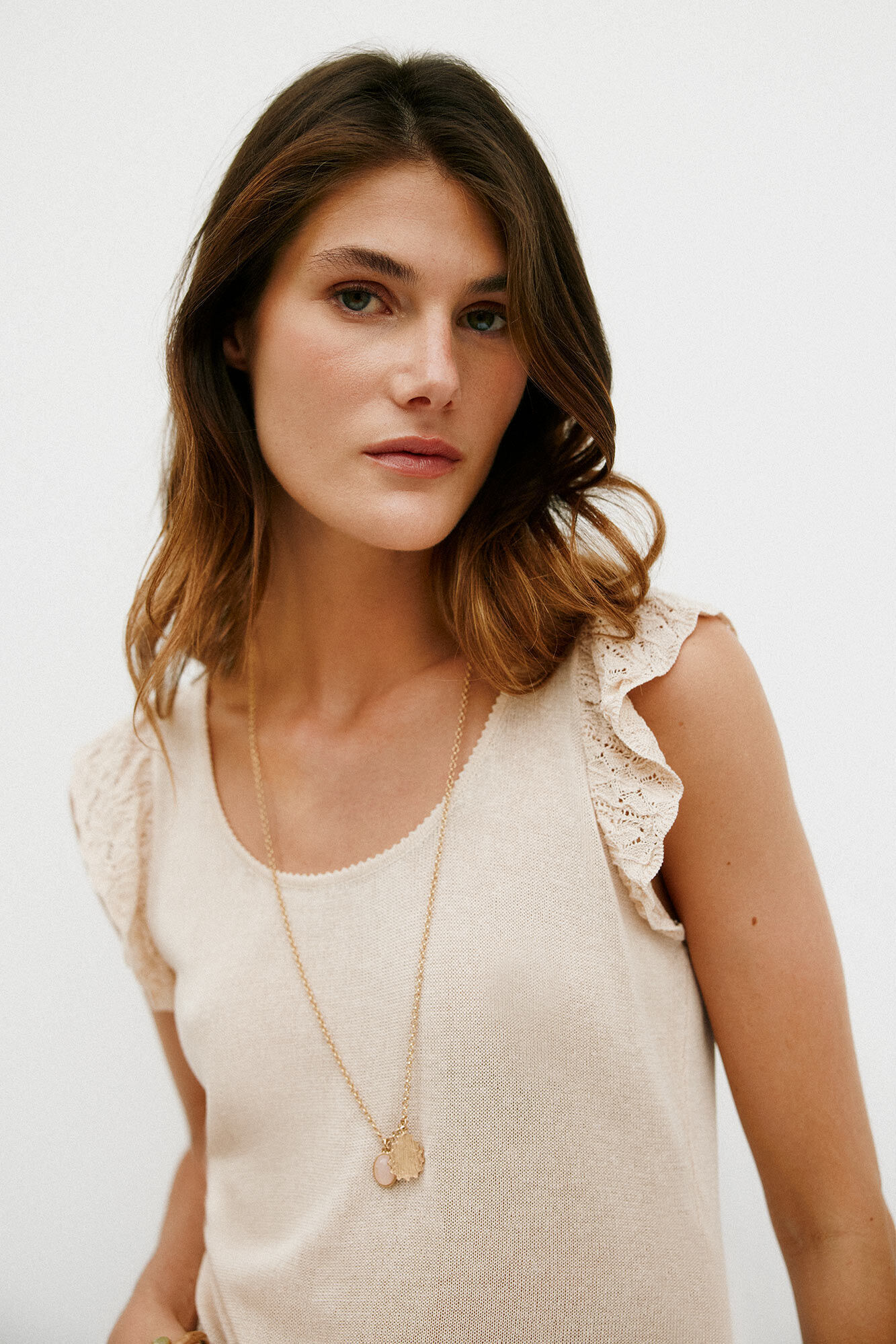 Hoss Intropia Nadia. Flounced top Ivory