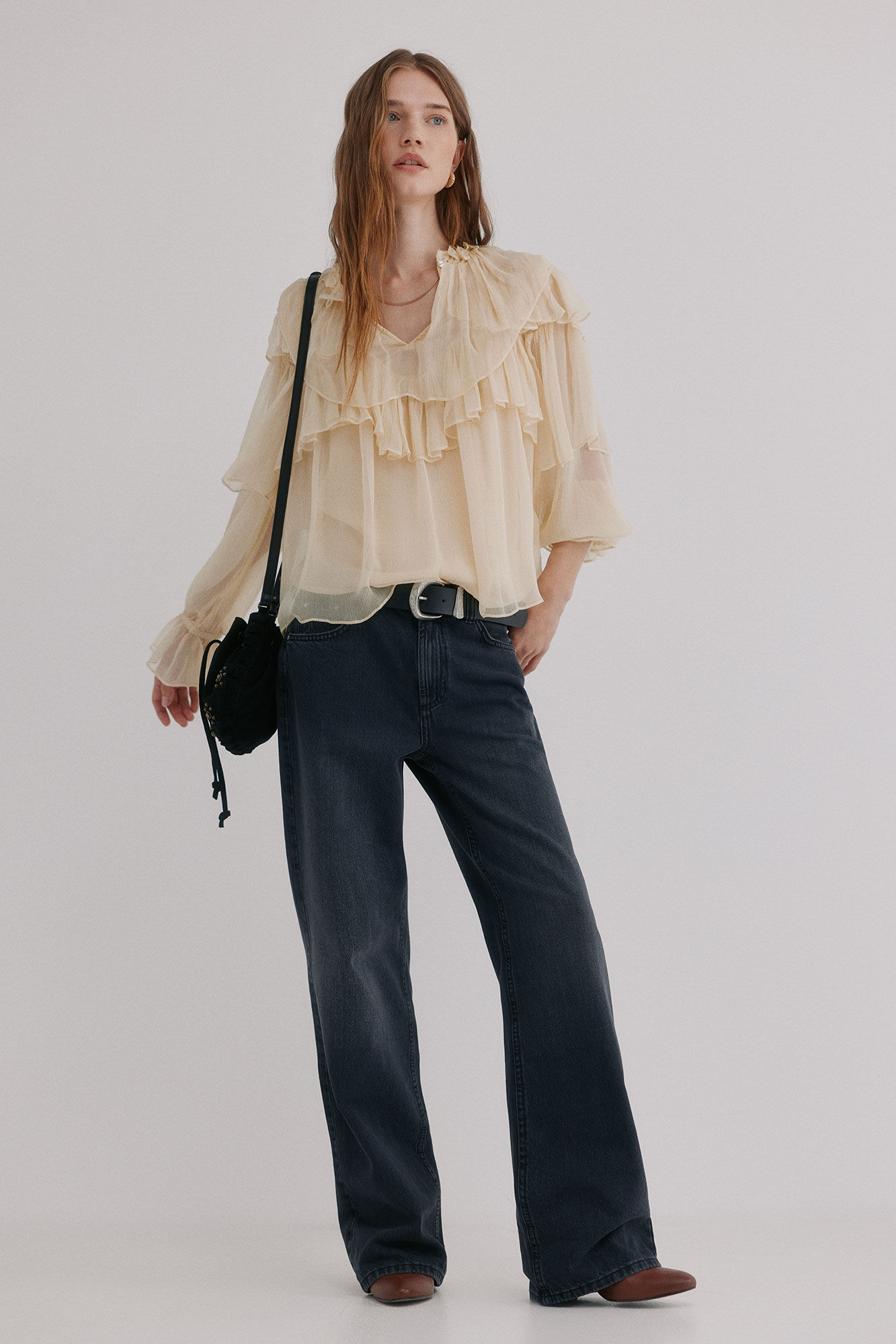 Hoss Intropia Giulia. Blusa rom&aacute;ntica Marfil