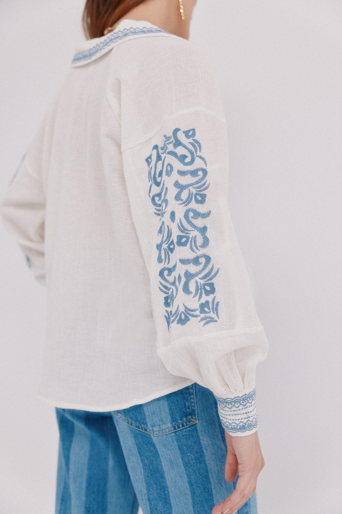 Hoss Intropia Carla. Embroidered blouse Ivory