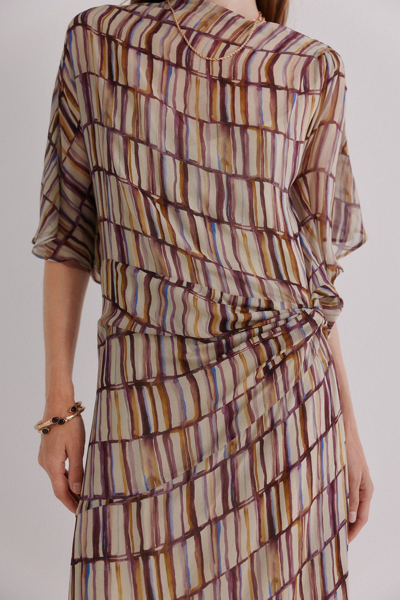 Hoss Intropia Aurora. Vestido estampado Beige