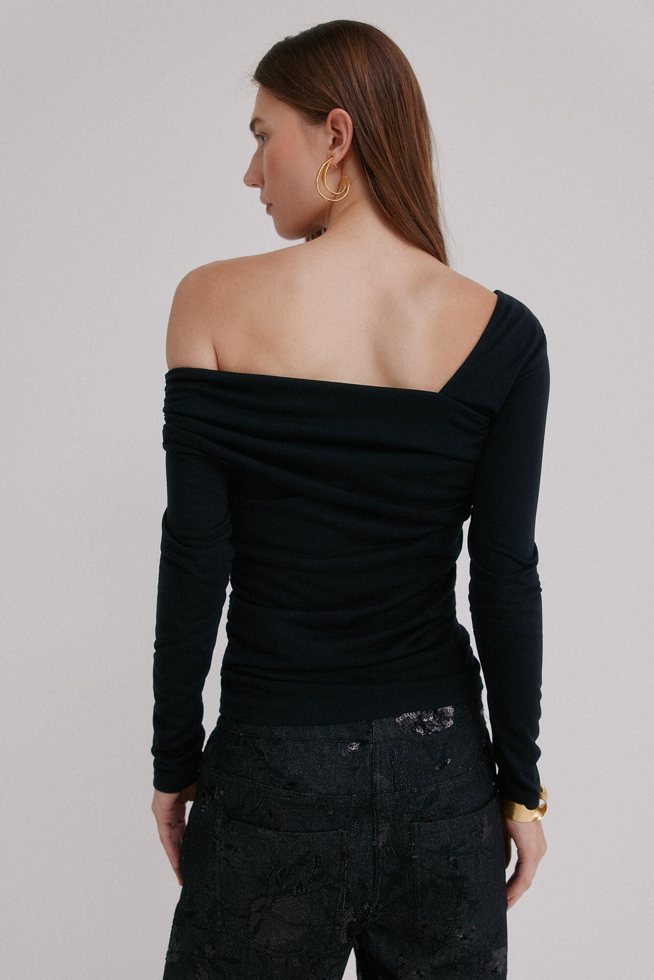 Hoss Intropia Magnolia. Top decote assim&eacute;trico