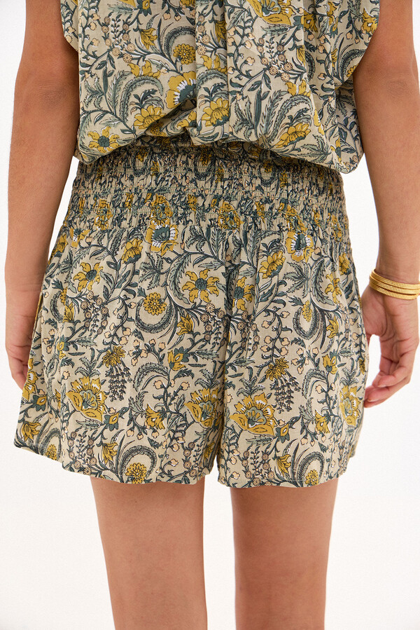 Hoss Intropia Polina. Cotton Bermuda shorts with print Khaki