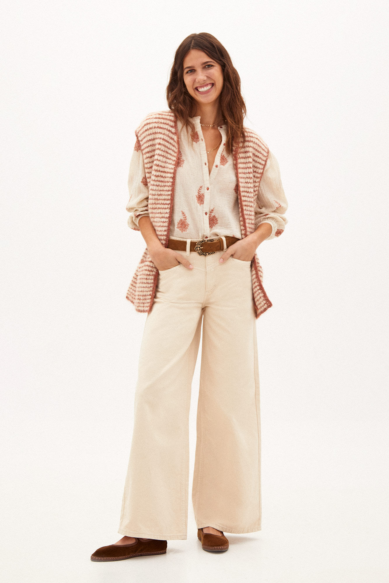 Hoss Intropia Carlota. Striped knit waistcoat Ivory