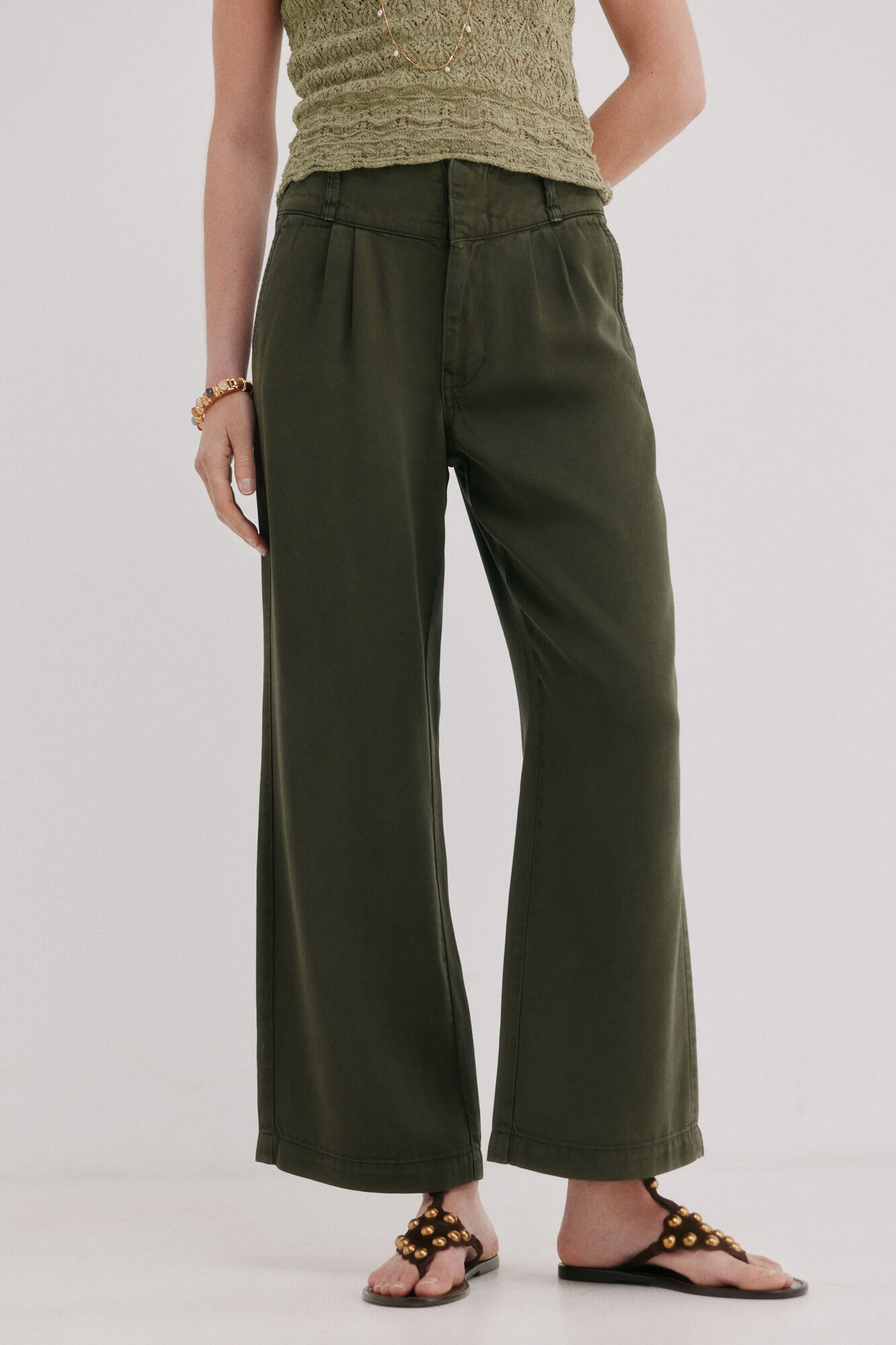 Hoss Intropia Paris. Pantal&oacute;n flu&iacute;do