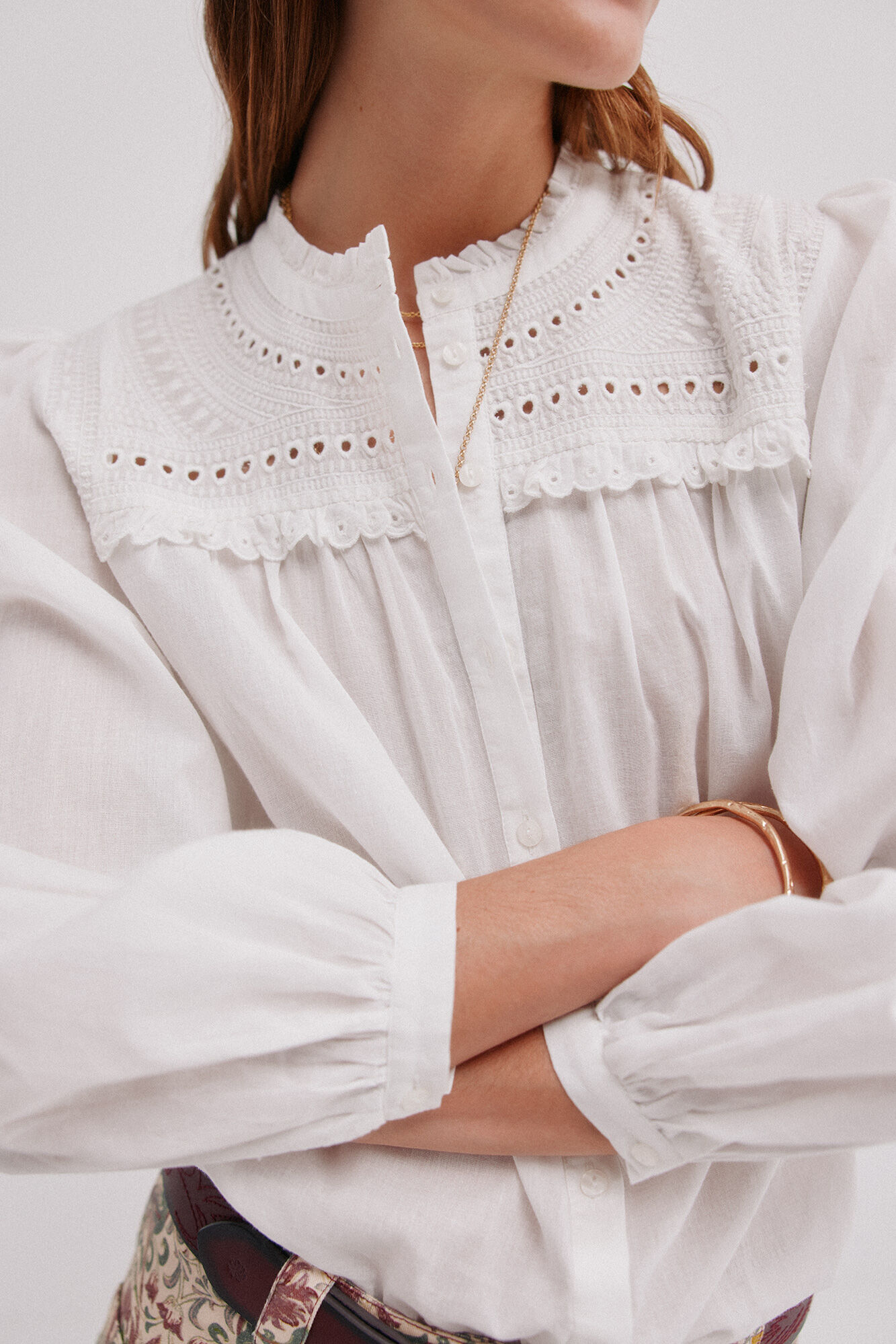 Hoss Intropia C&eacute;cile. Blusa bordada