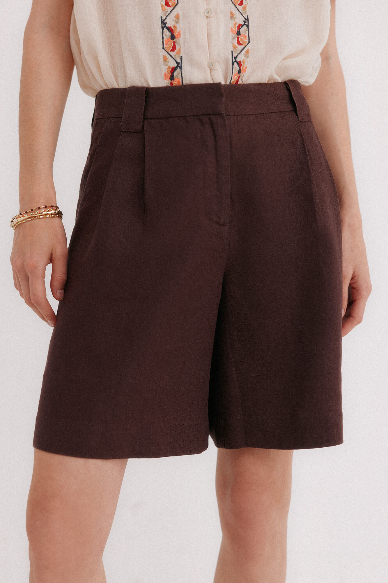 Hoss Intropia Pemar. Bermuda de lino