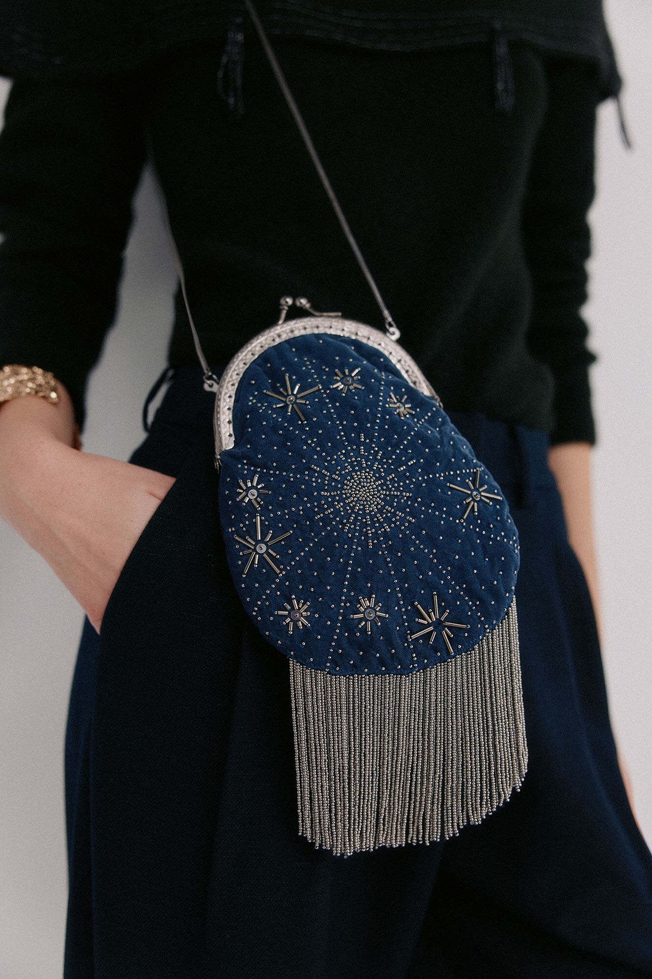 Hoss Intropia Norma. Bolsa de veludo com veludo Azul