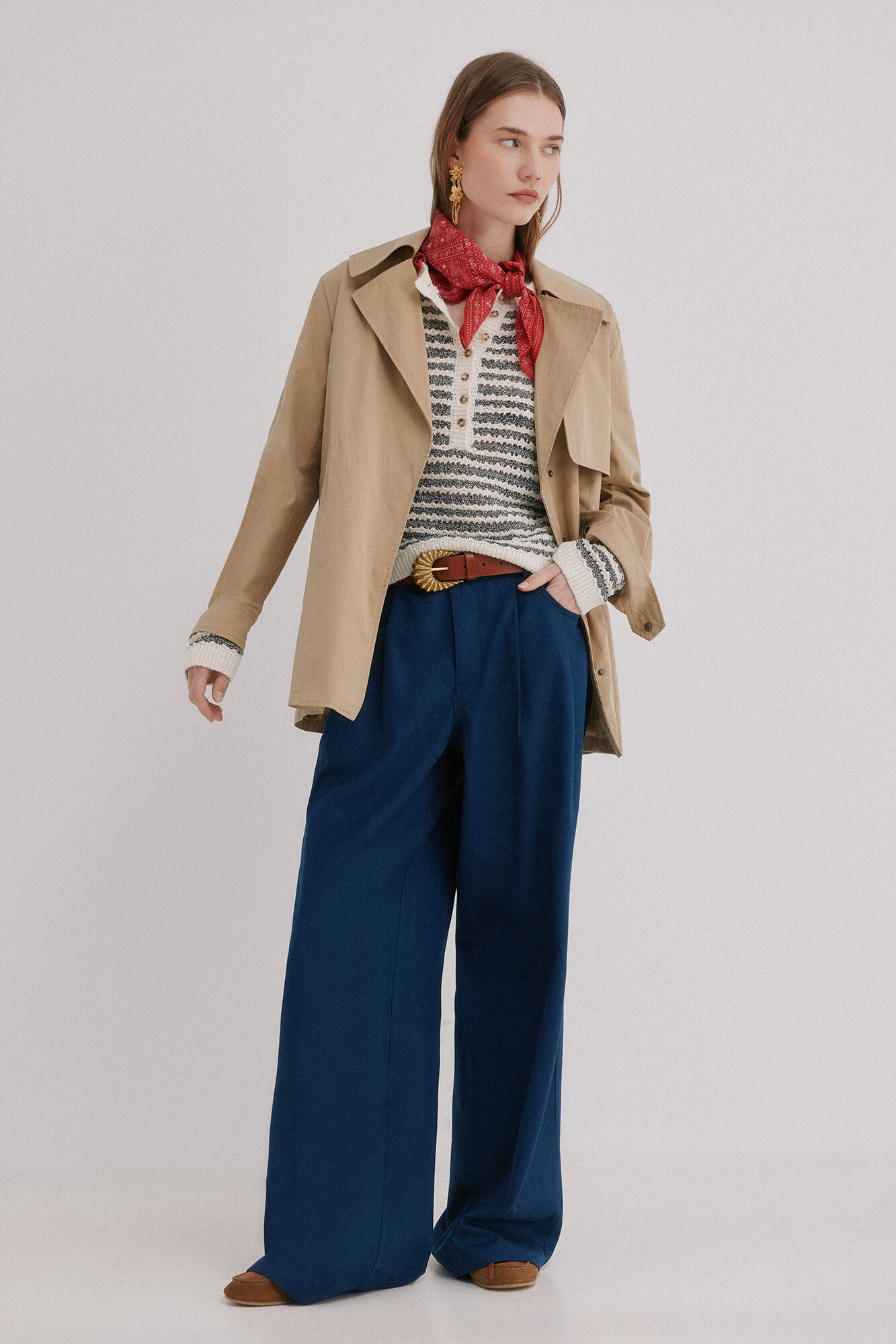 Hoss Intropia Dahlia. Deportiva corta