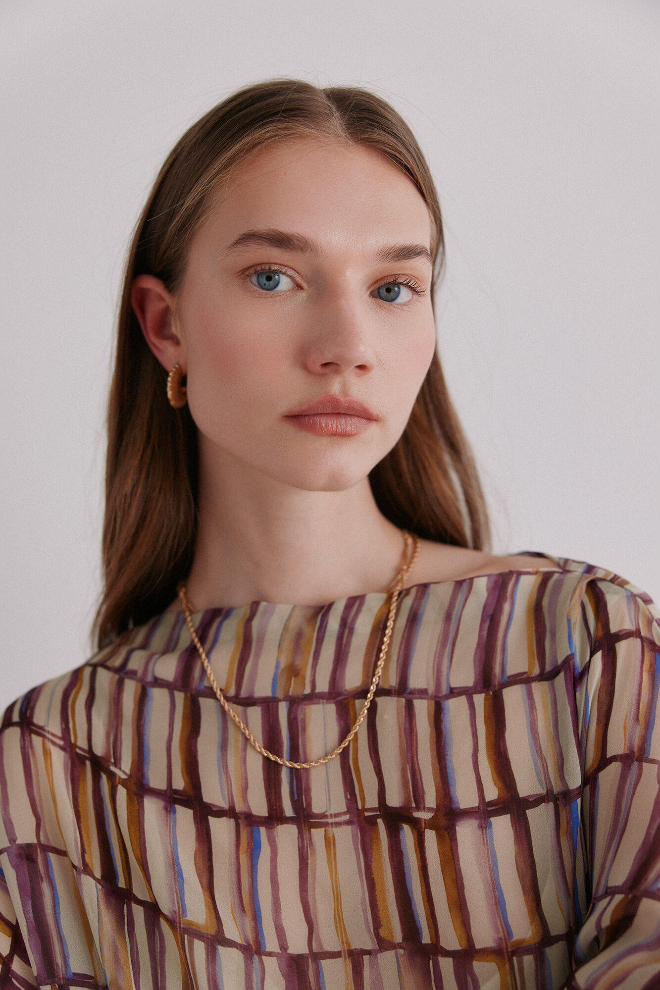 Hoss Intropia Aurora. Vestido estampado Beige