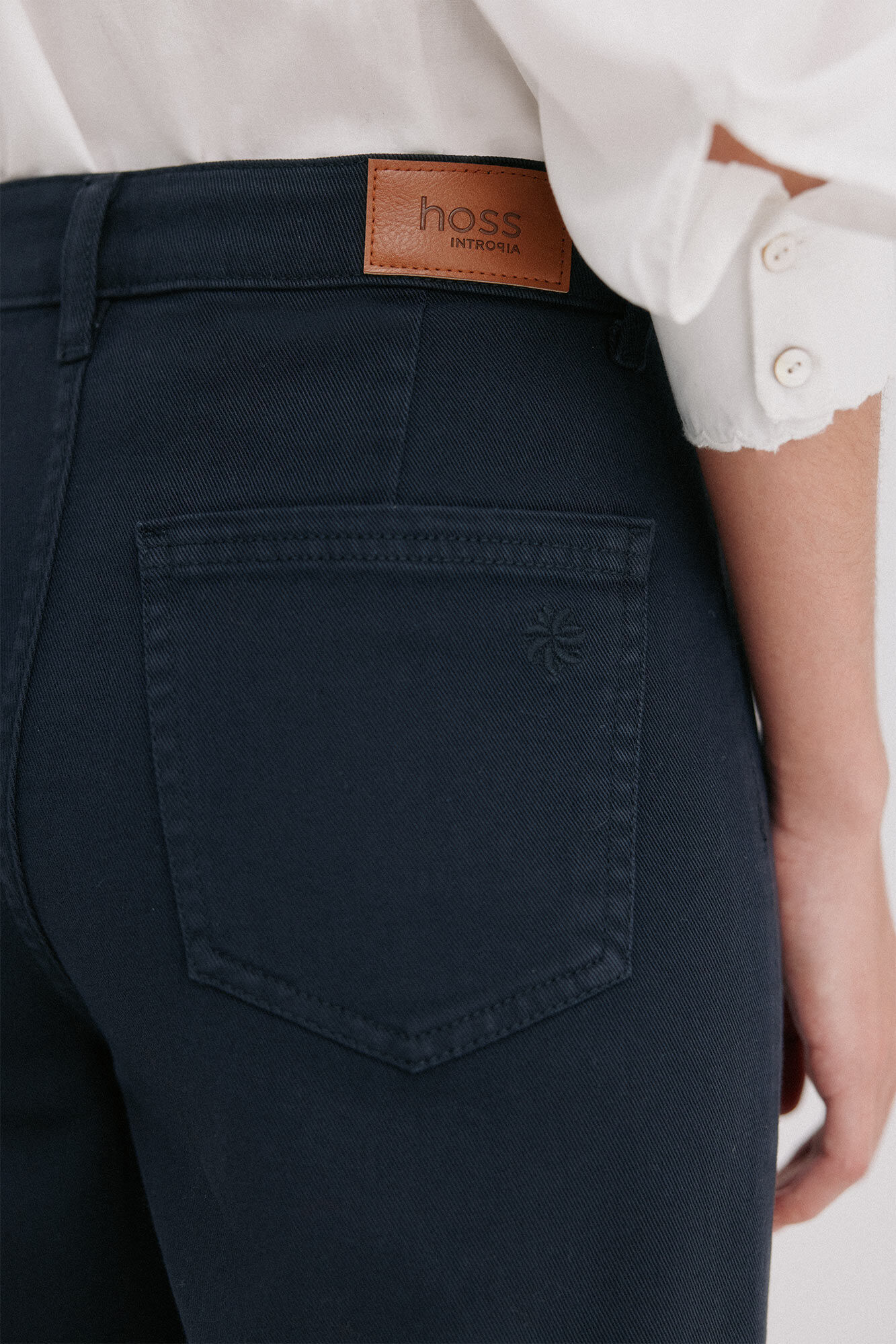Hoss Intropia Piera. Cal&ccedil;a jacquard Cinzento