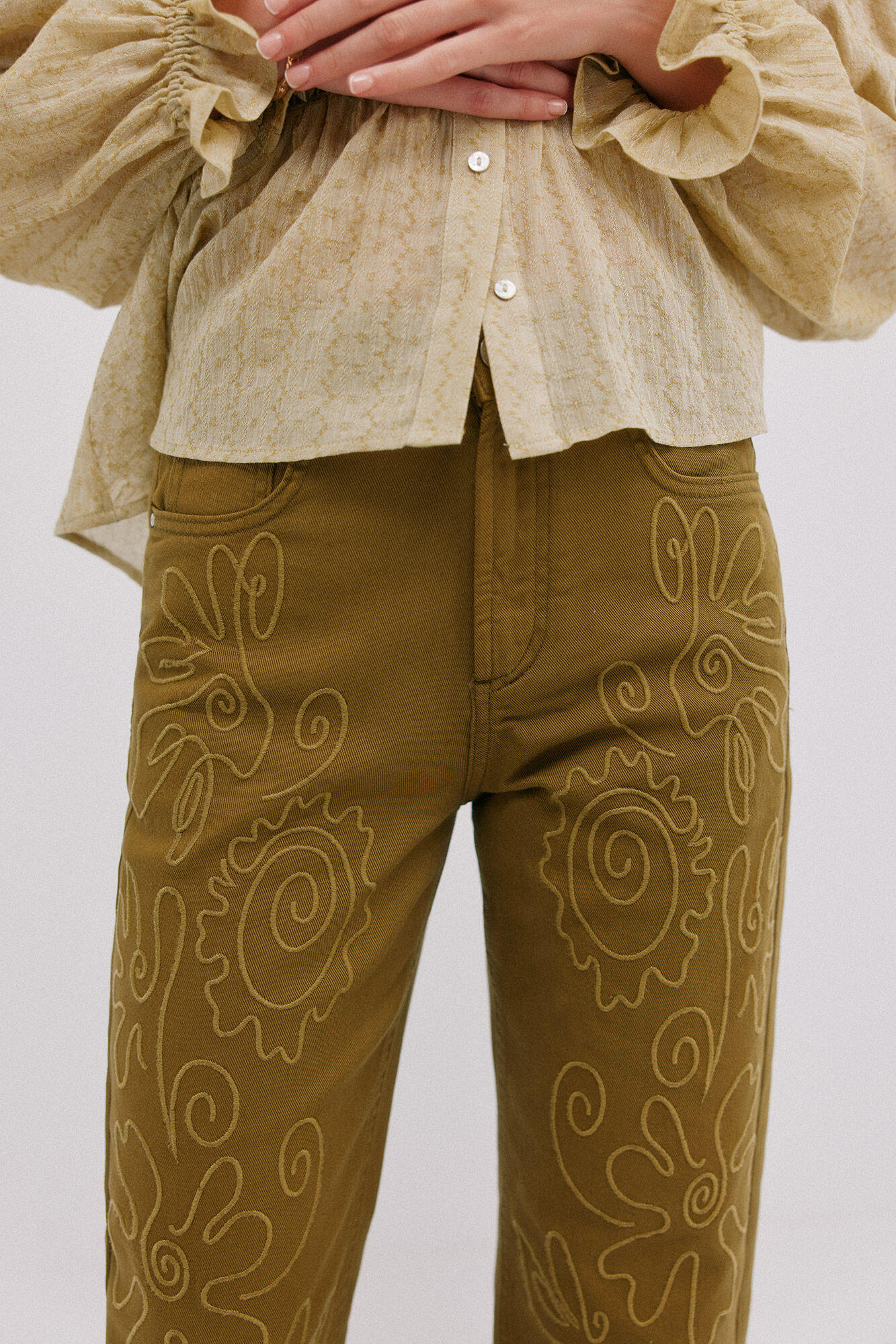 Hoss Intropia Berenice. Embroidered jeans Khaki