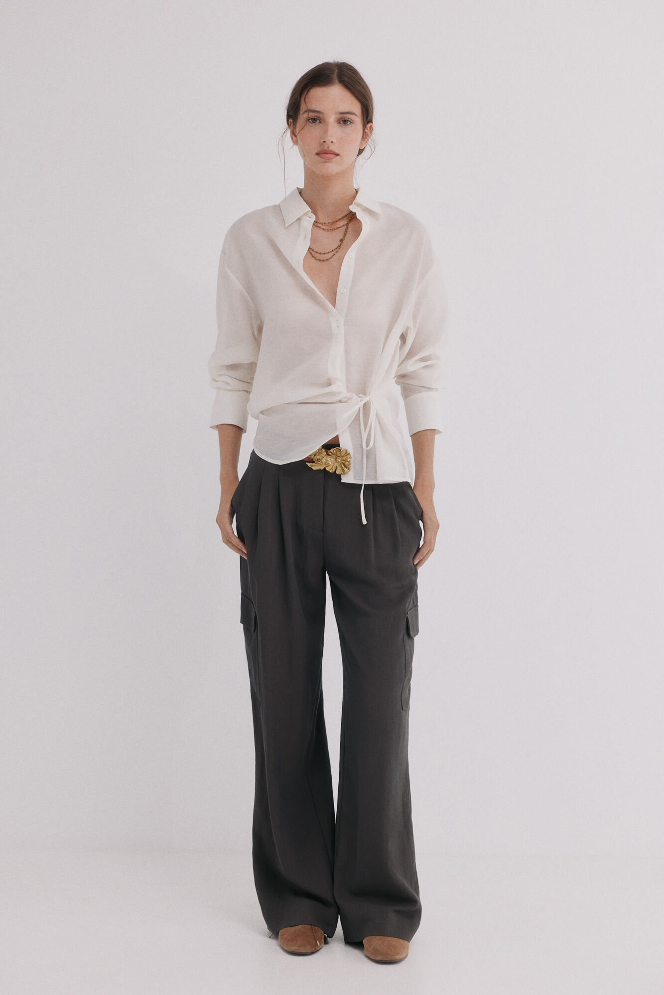 Hoss Intropia Cala. Camisa com folhos