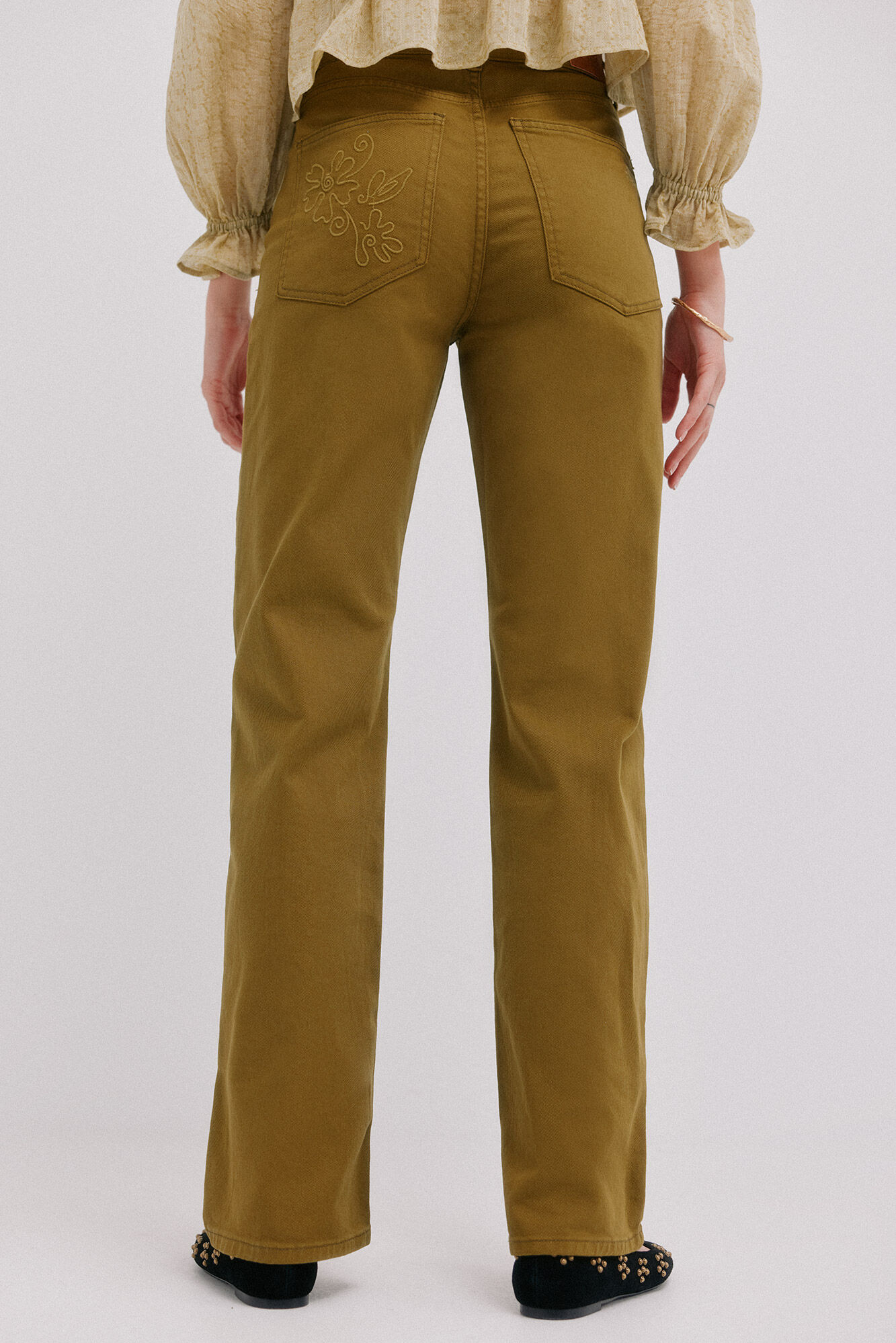 Hoss Intropia Berenice. Embroidered jeans Khaki