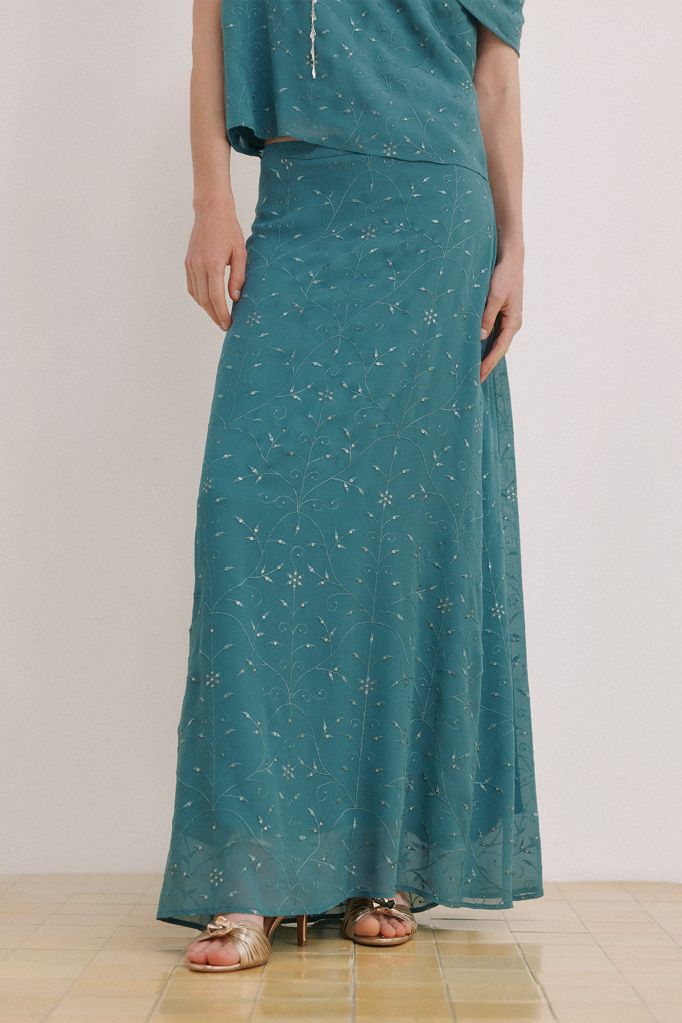 Hoss Intropia Rosa. Falda flu&iacute;da Verde