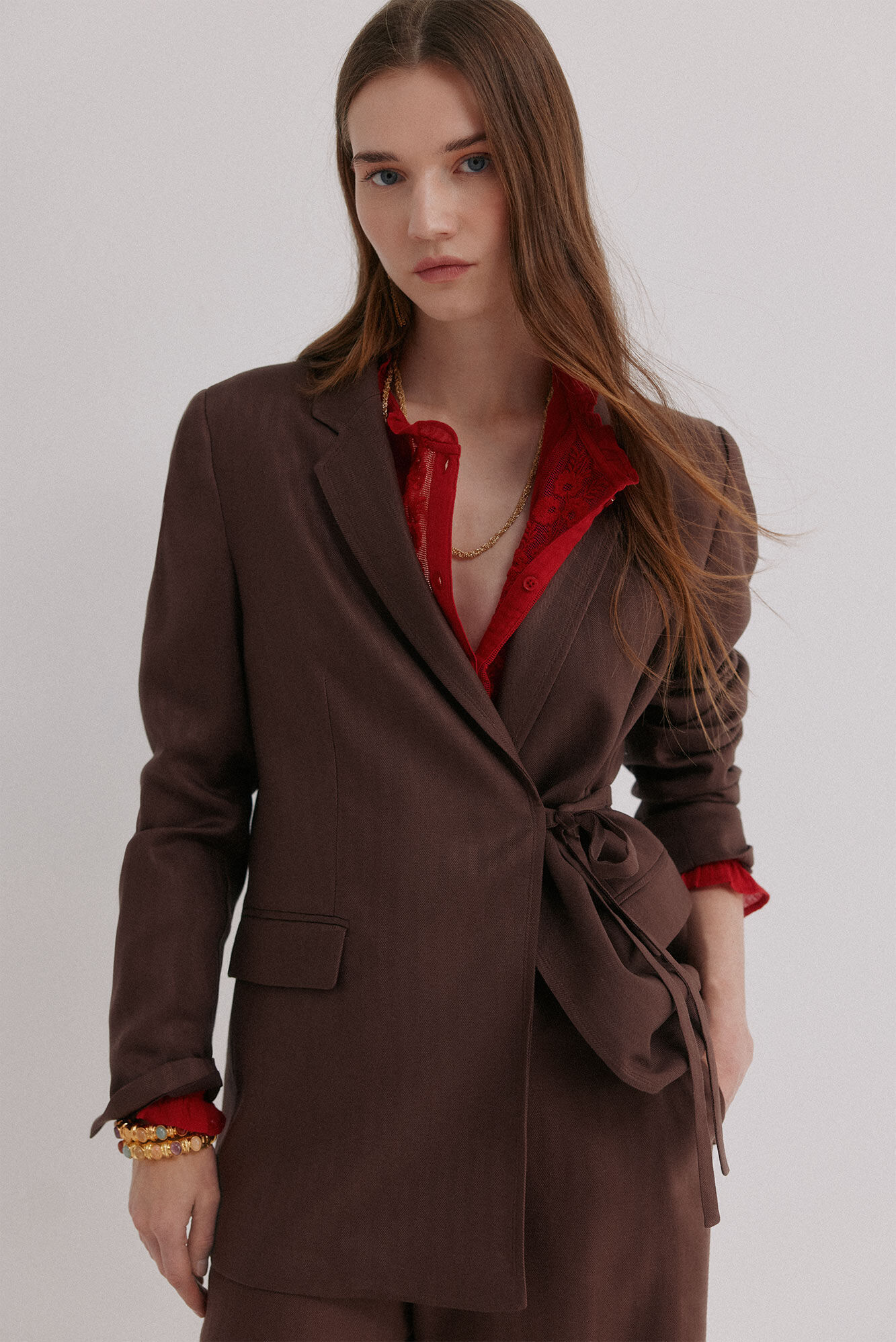 Hoss Intropia Elaine. Blazer cuello solapa Marron oscuro