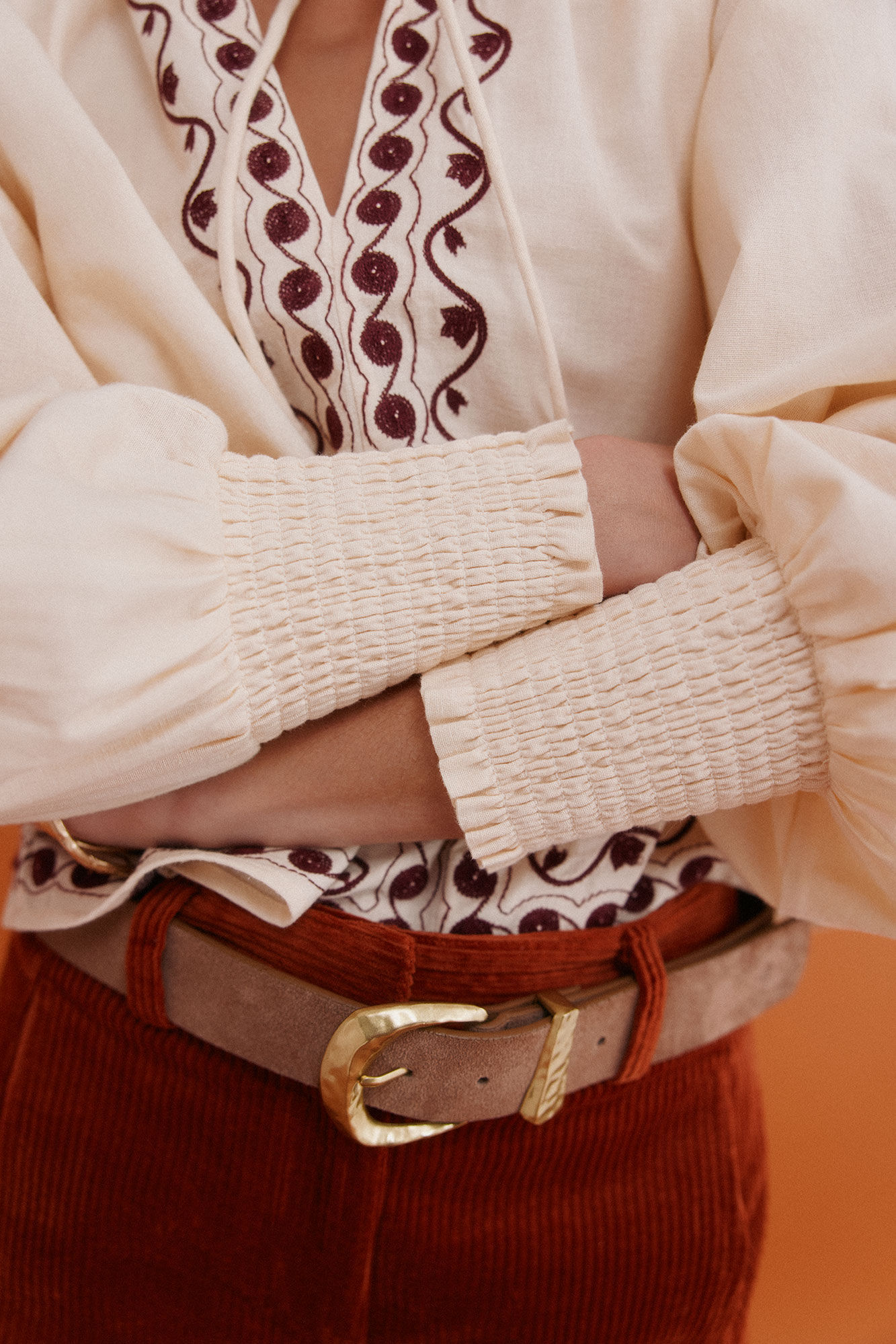 Hoss Intropia Claudia. Blusa bordada Marfil