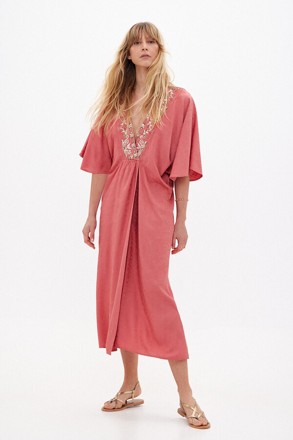 Hoss Intropia Frisia. Embroidered kaftan dress. Pink