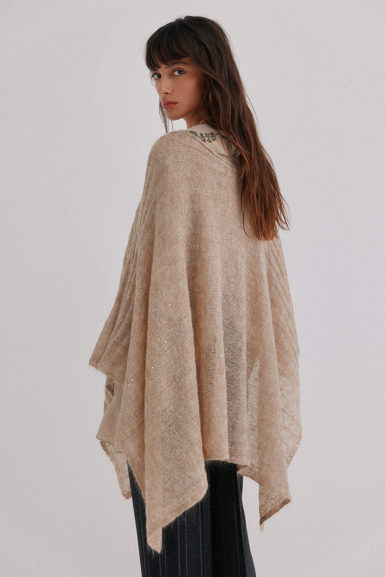 Hoss Intropia N&auml;elle. Capa tricot