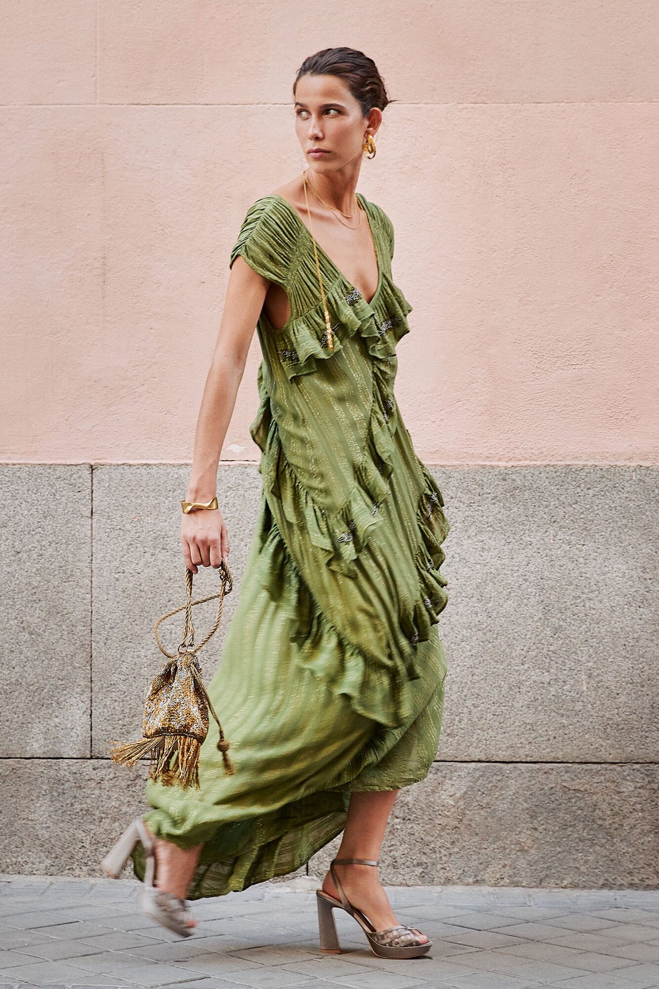 Hoss Intropia Ad&egrave;le. Vestido bordado Verde