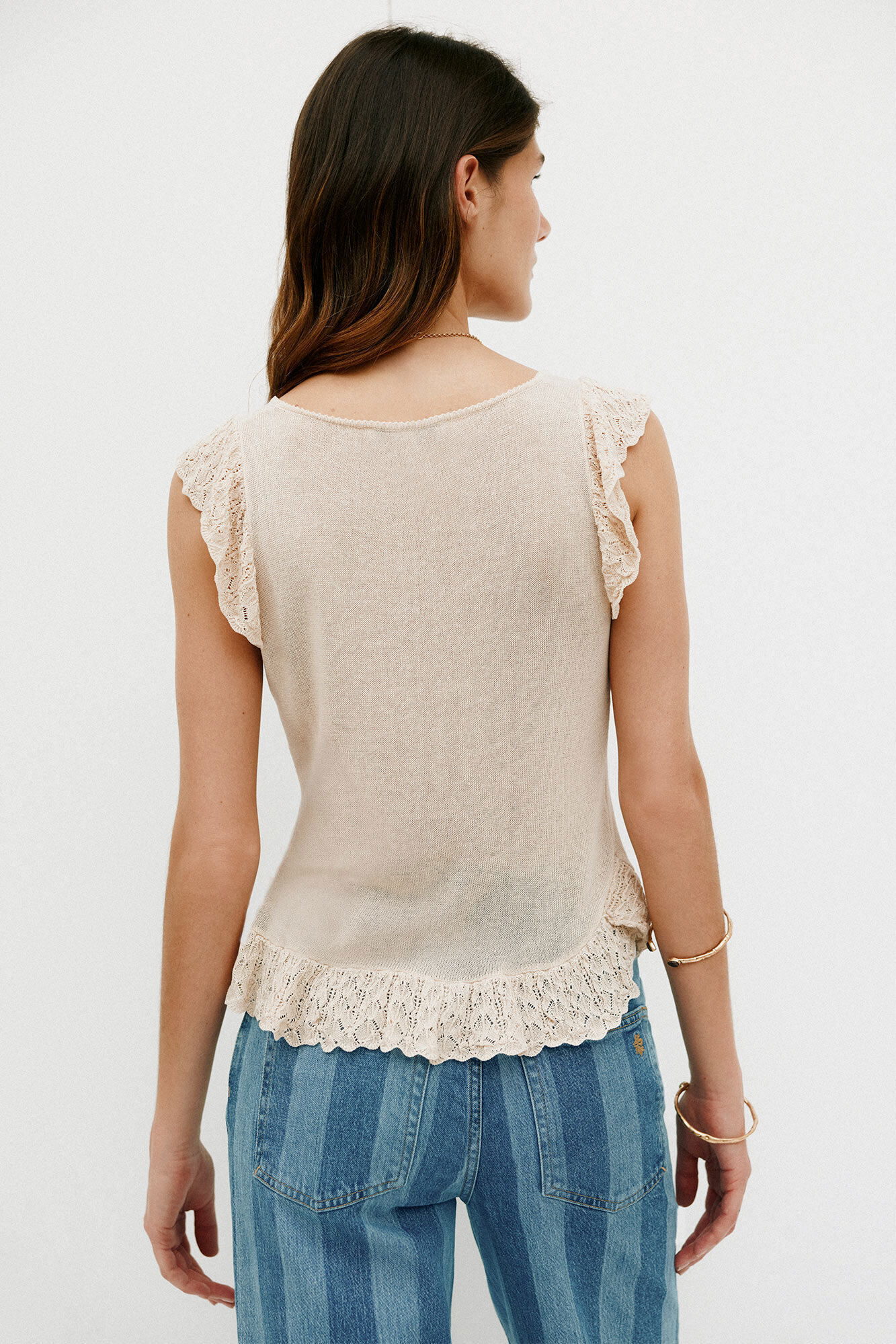 Hoss Intropia Nadia. Flounced top Ivory