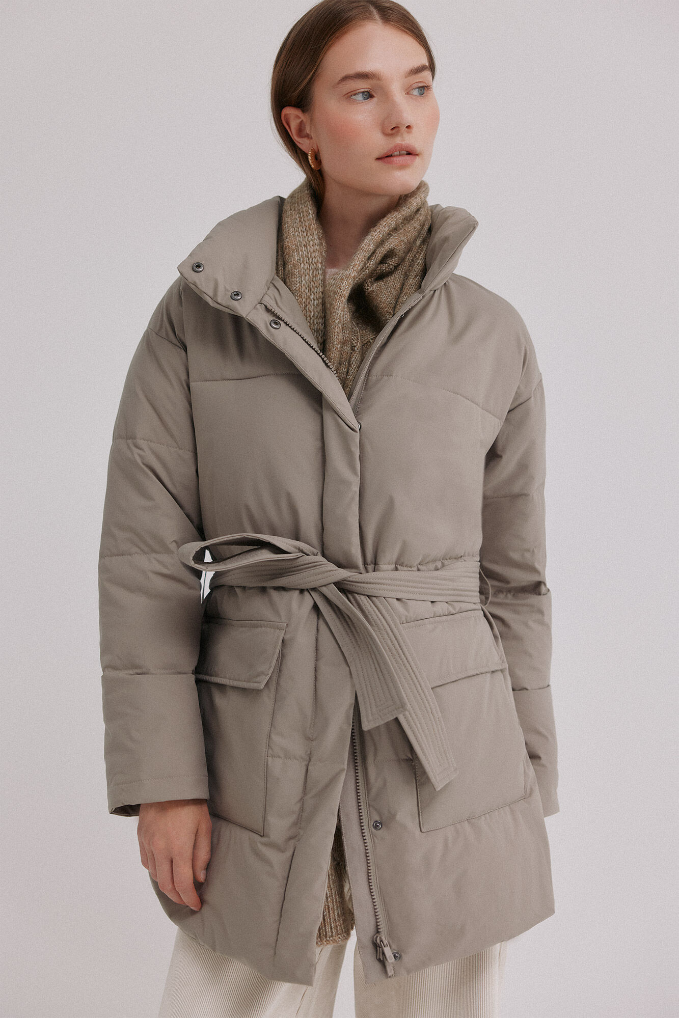 Hoss Intropia Dulia. Deportiva acolchada