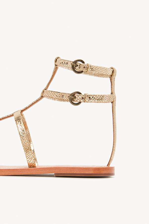 Hoss Intropia Macarena. Flat sandals with leather straps Gold