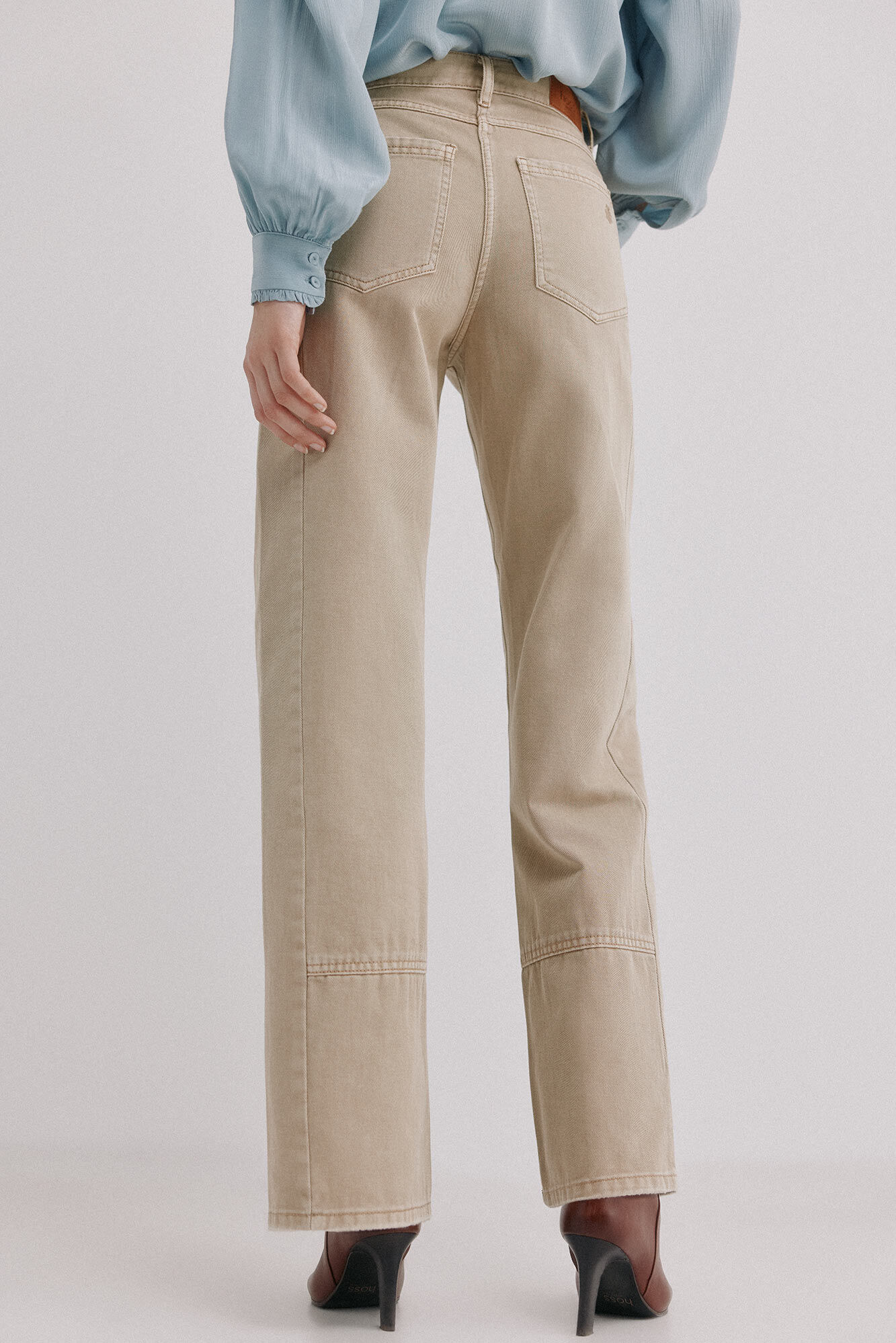 Hoss Intropia Belma. Vaquero recto Camel