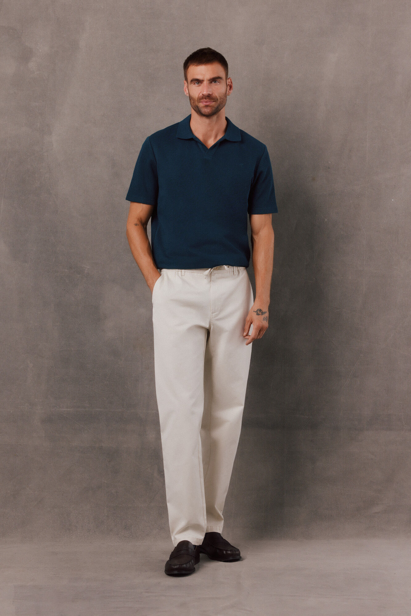 OOTO Open neck textured polo shirt