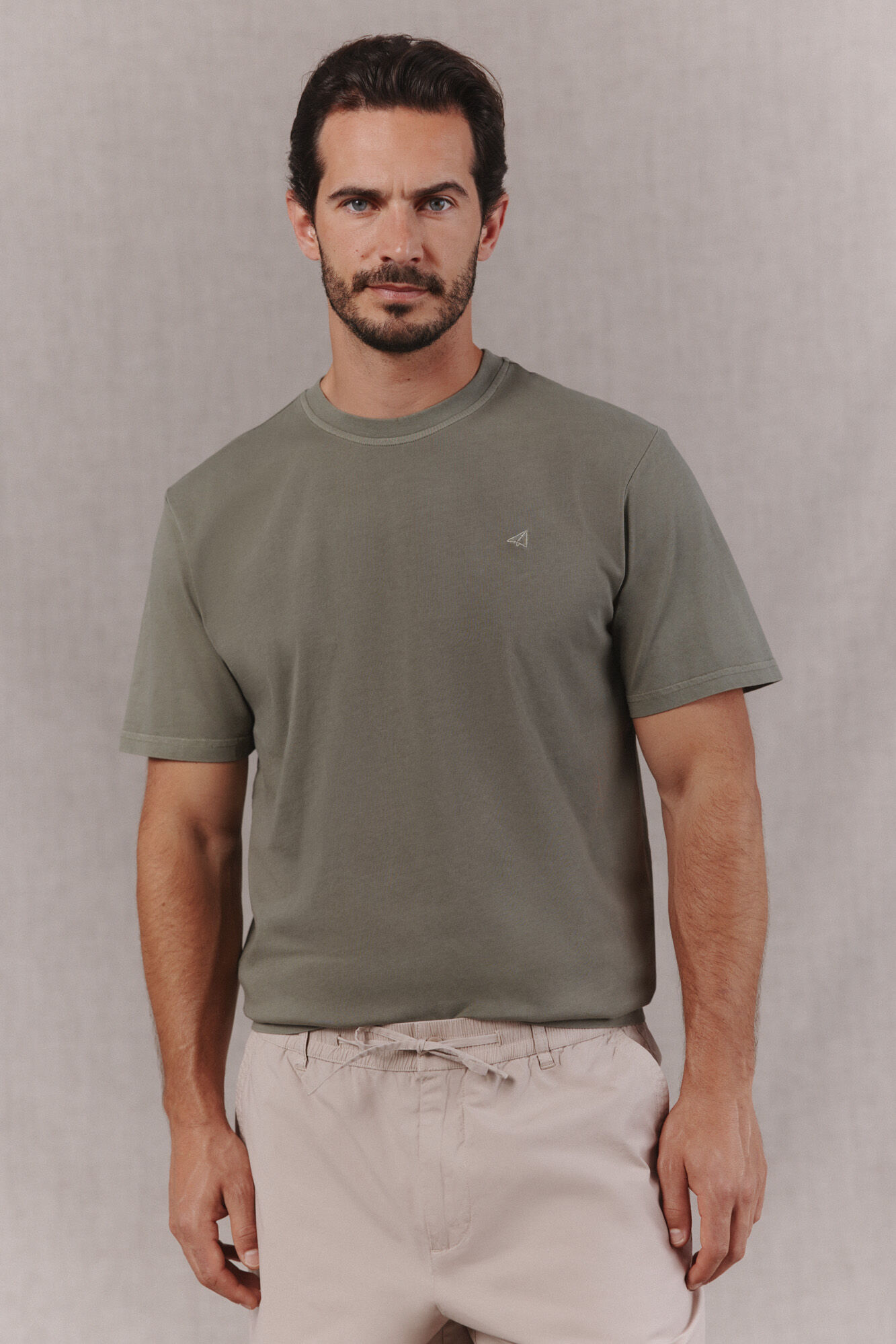 OOTO T-shirt b&aacute;sica lavagem desbotada com bordado avi&atilde;o Verde