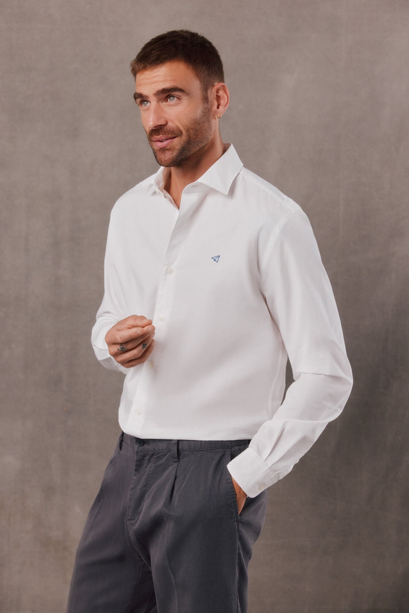 OOTO Camisa popel&iacute;n lisa manga larga Blanco