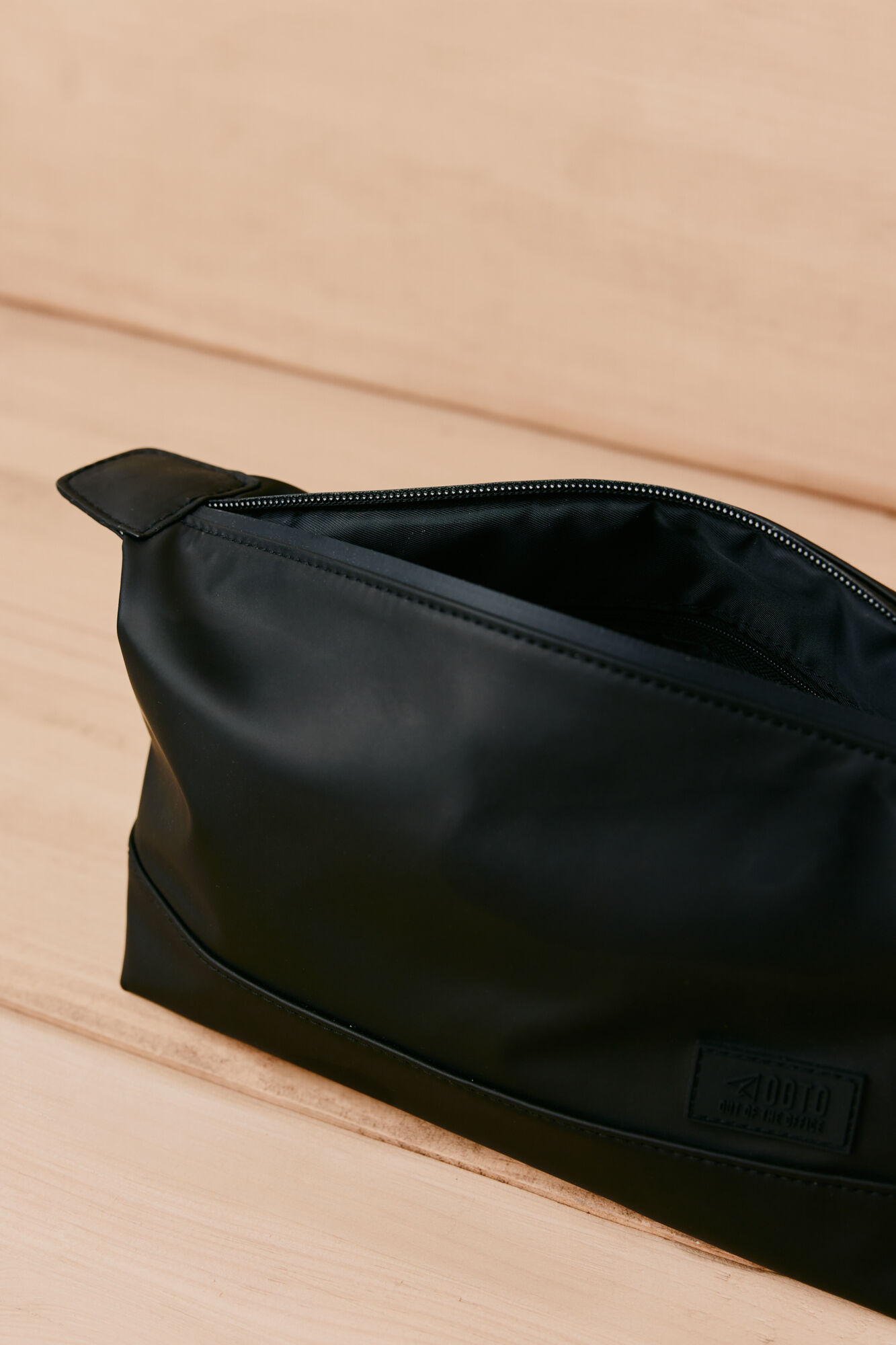 OOTO Ooto vanity case Black