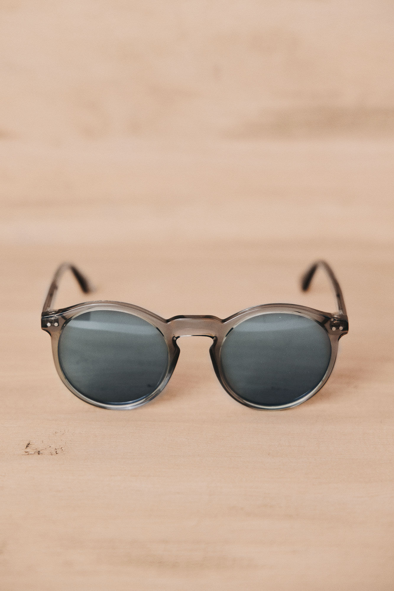 OOTO Round acetate sunglasses Dark grey