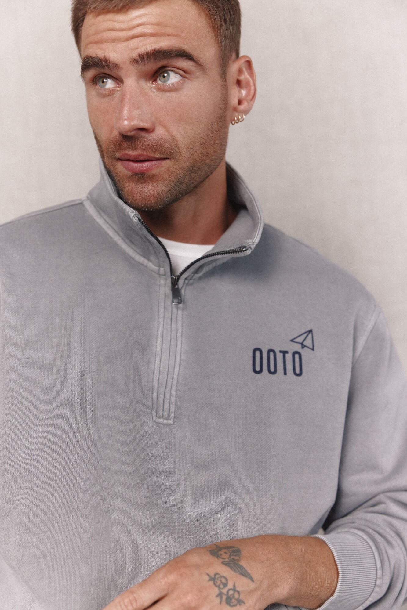 OOTO Sweatshirt gola com fecho-&eacute;clair Cinzento