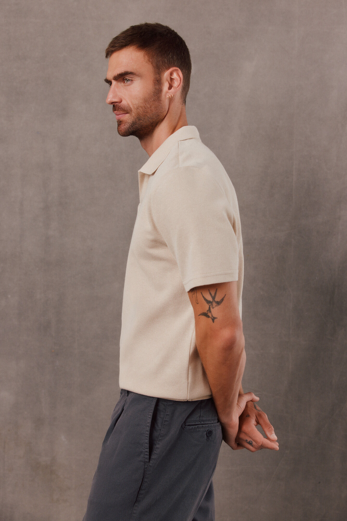 OOTO Open neck textured polo shirt