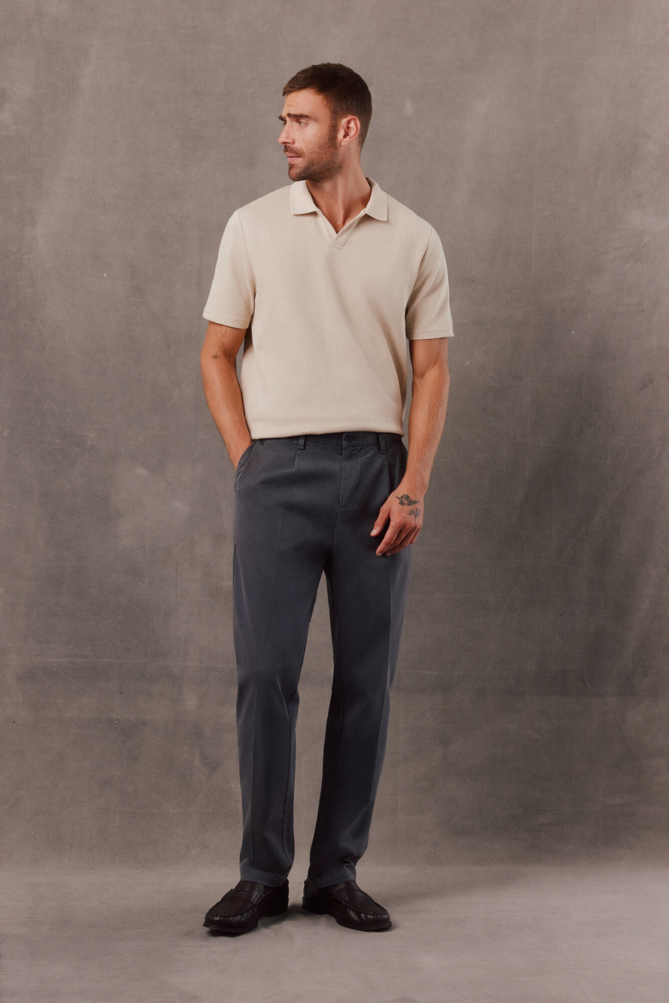 OOTO Open neck textured polo shirt