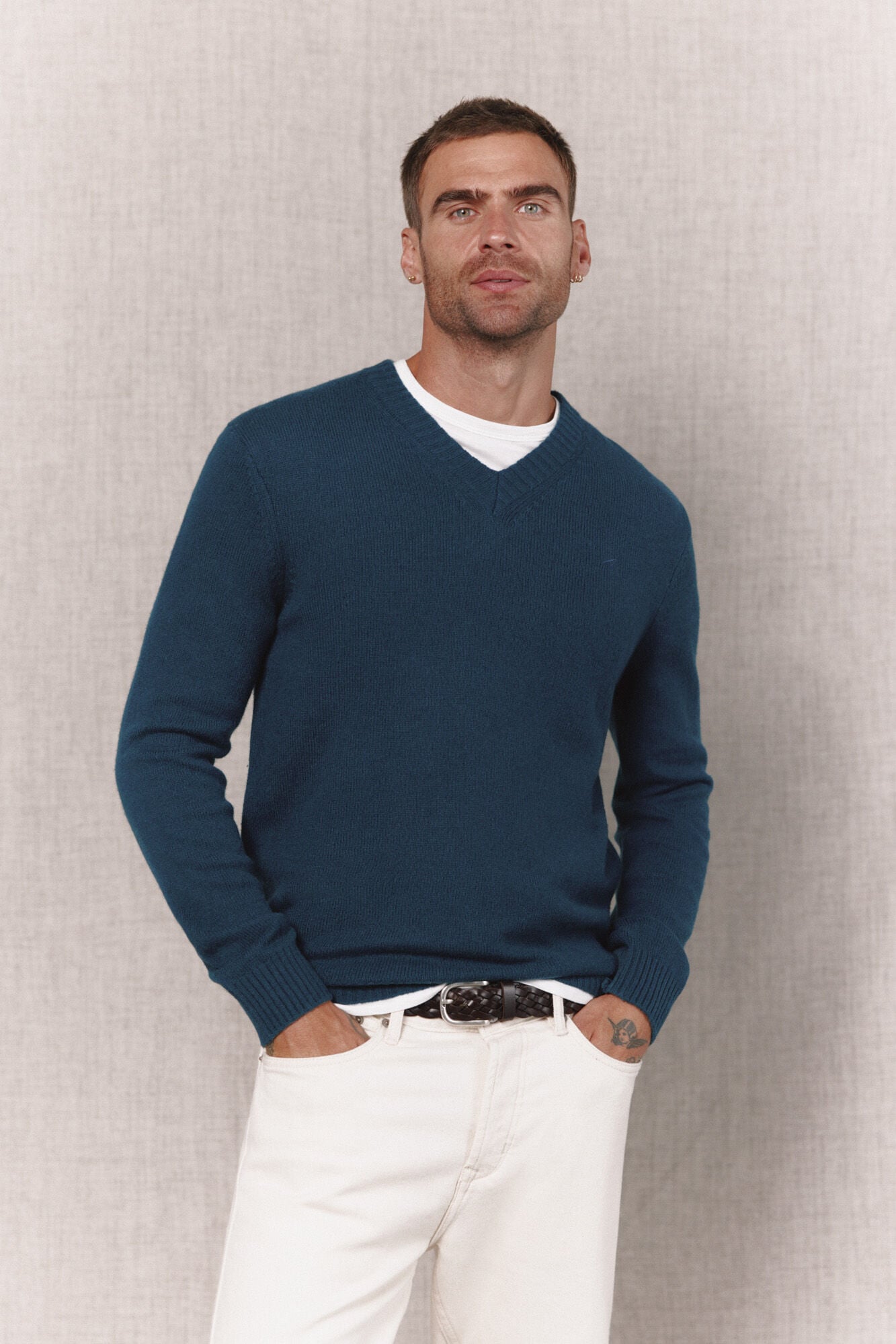 OOTO Wool chunky knit V-neck jumper