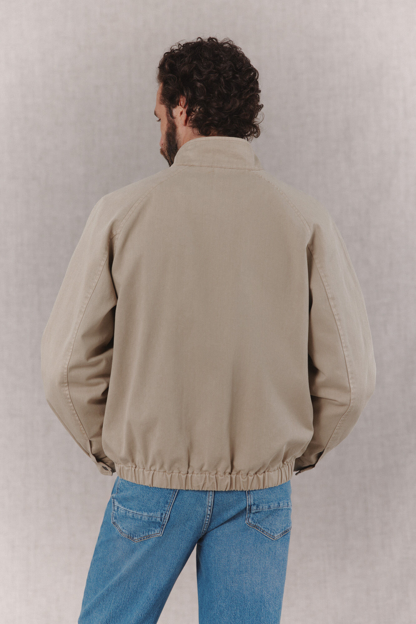 OOTO Cazadora liger casual Beige