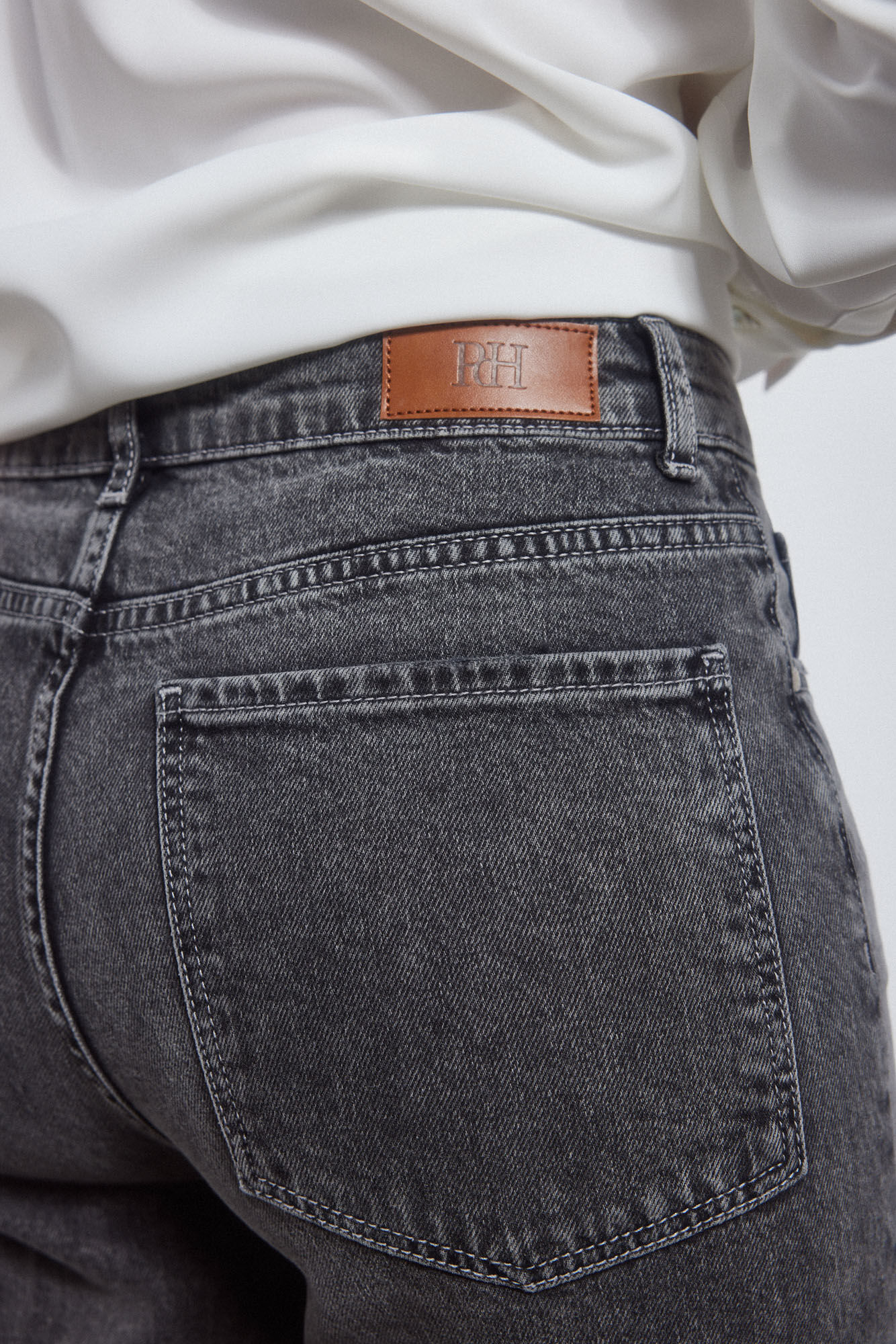 Pedro del Hierro Pantal&oacute;n vaquero straight fit Gris